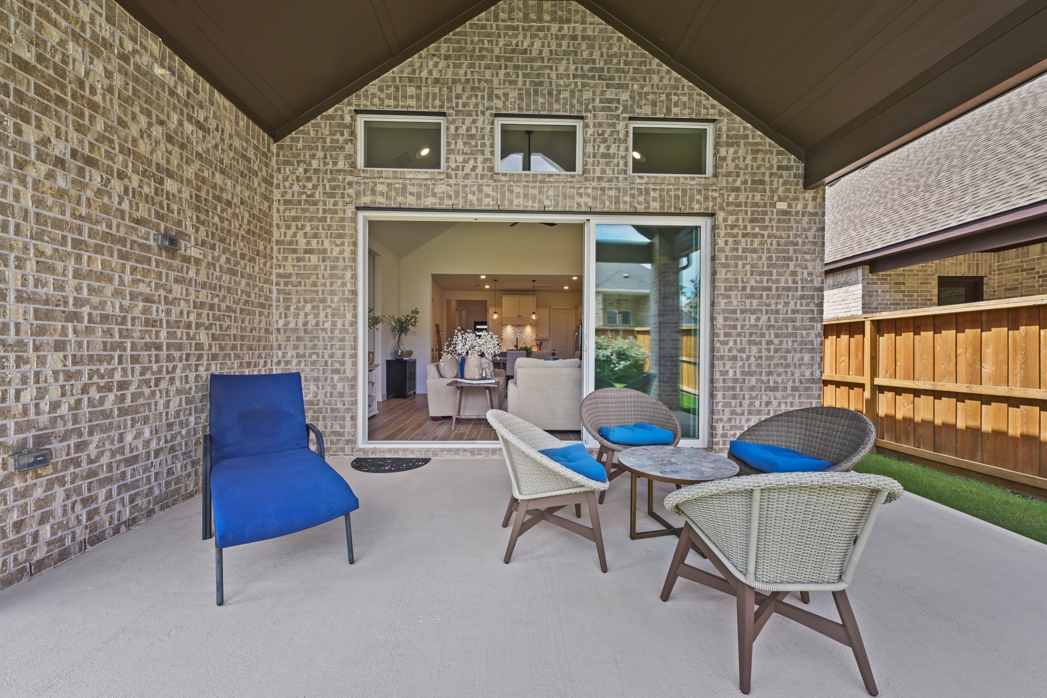 7361 Grandview Meadow Drive Property Photo 11