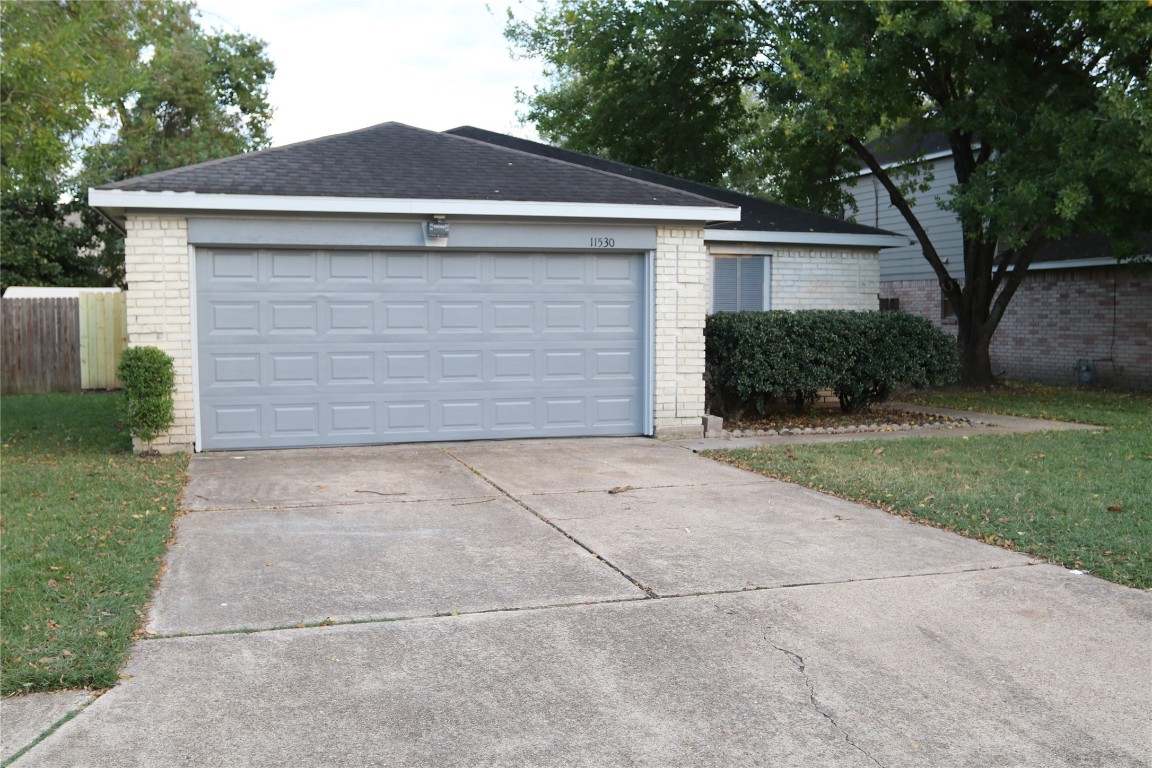 11530 Ridge Run Drive Property Photo 1