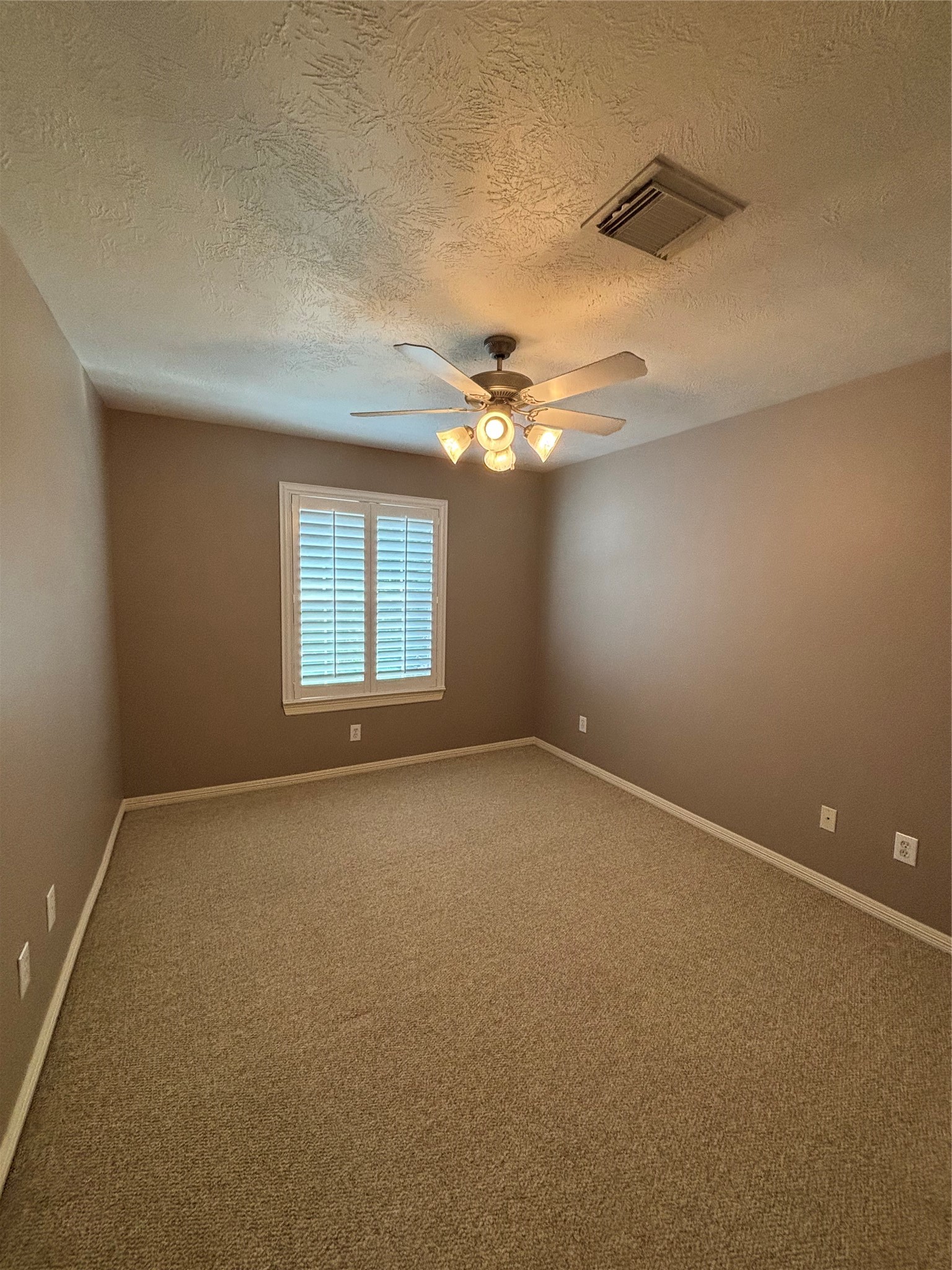 951 Lamonte Lane Property Photo 18