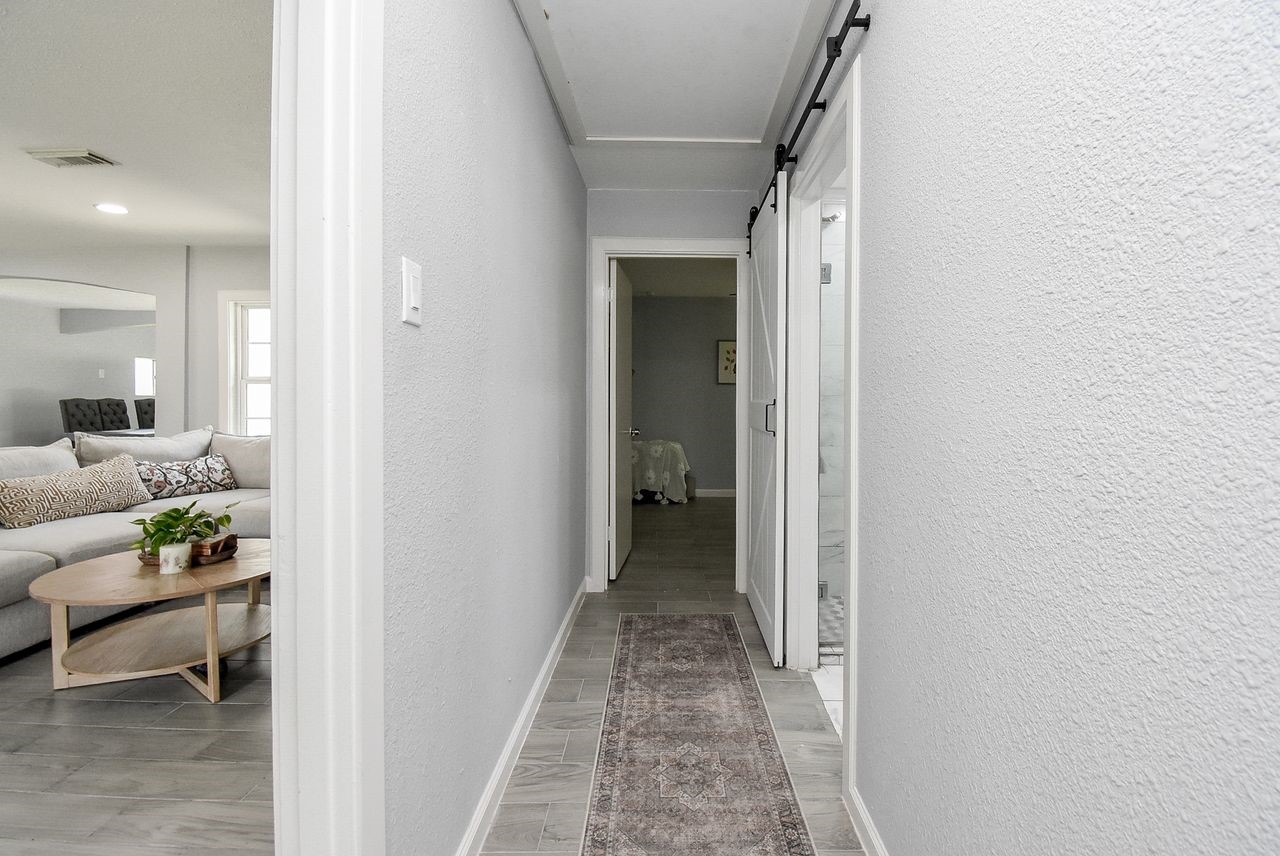 1119 Regal Street Property Photo 19