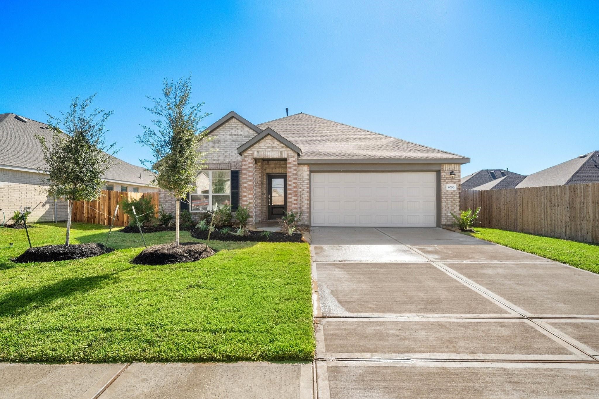 5010 Lavaridge Drive Property Photo 1