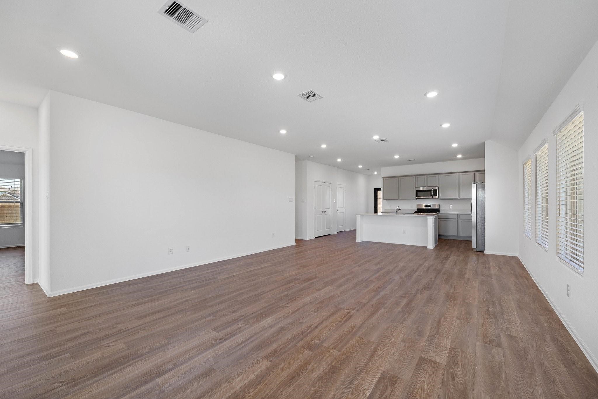 5010 Lavaridge Drive Property Photo 10