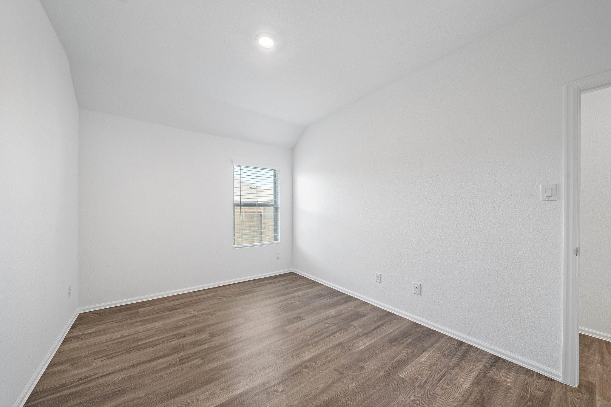 5010 Lavaridge Drive Property Photo 15