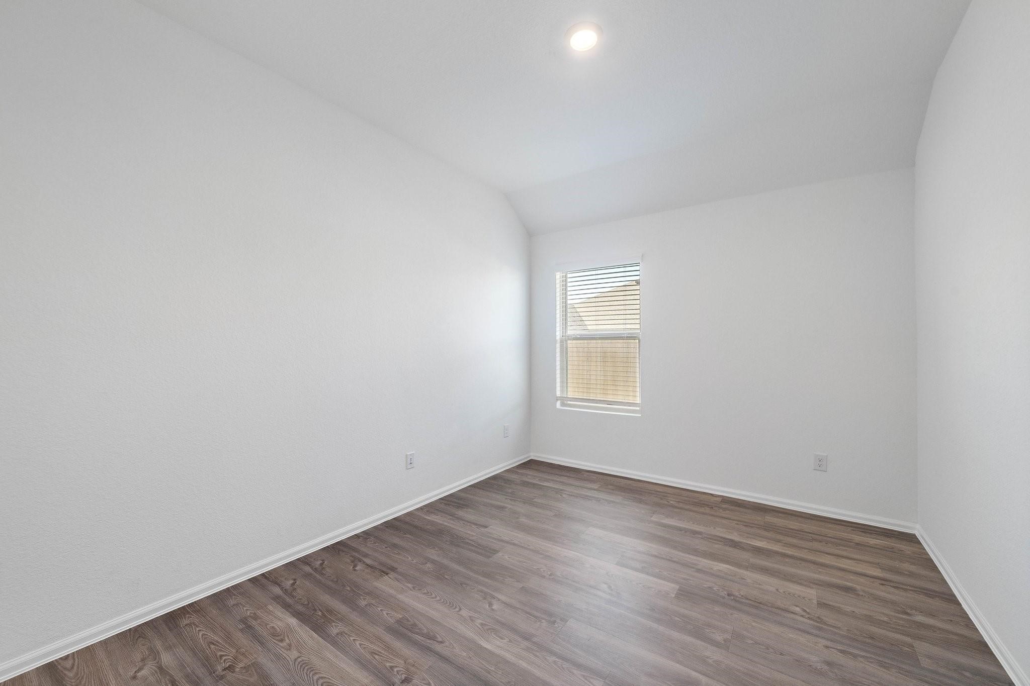 5010 Lavaridge Drive Property Photo 16