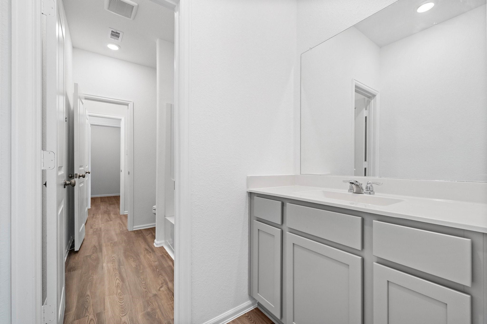 5010 Lavaridge Drive Property Photo 20