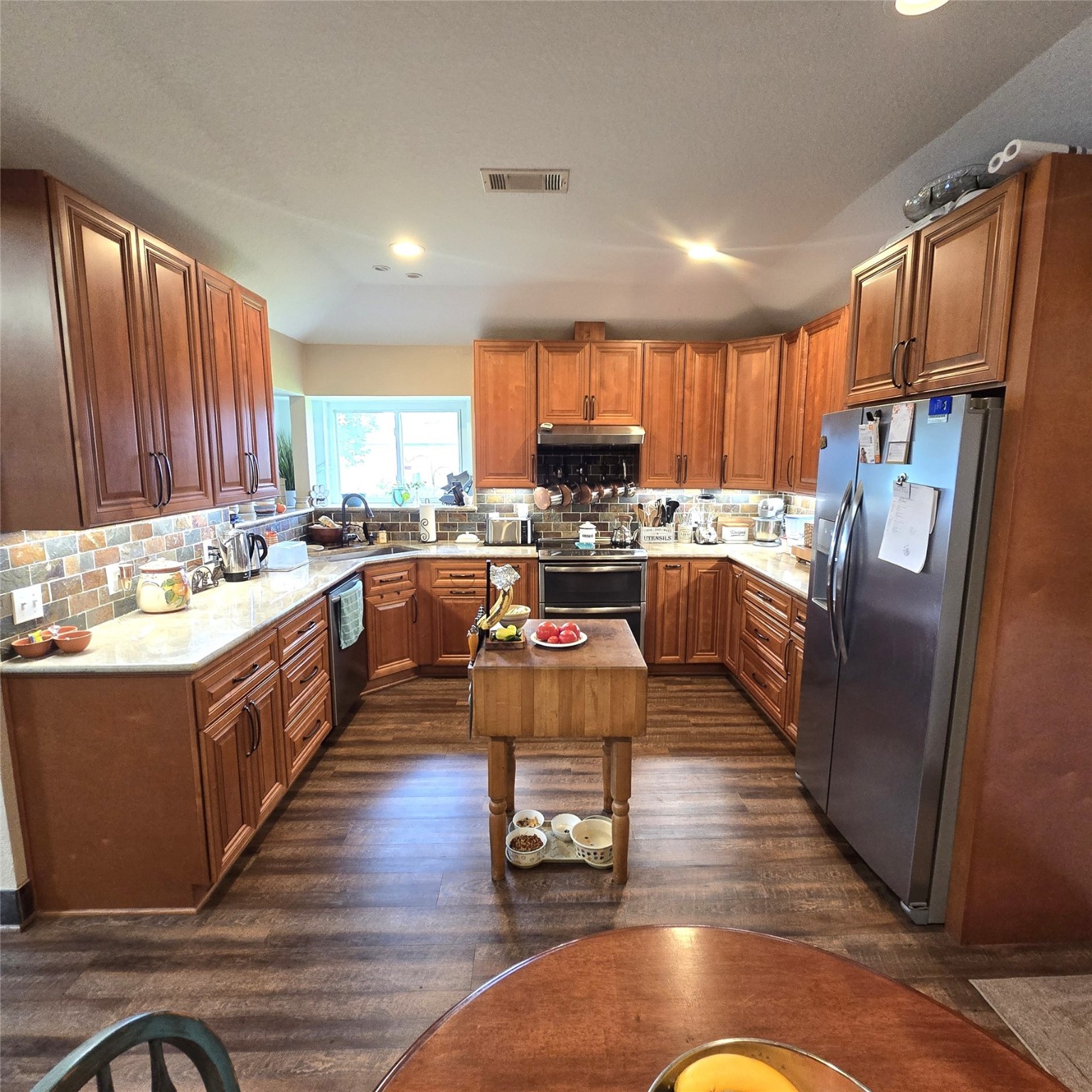 13530 Bunker Hill Drive Property Photo 1