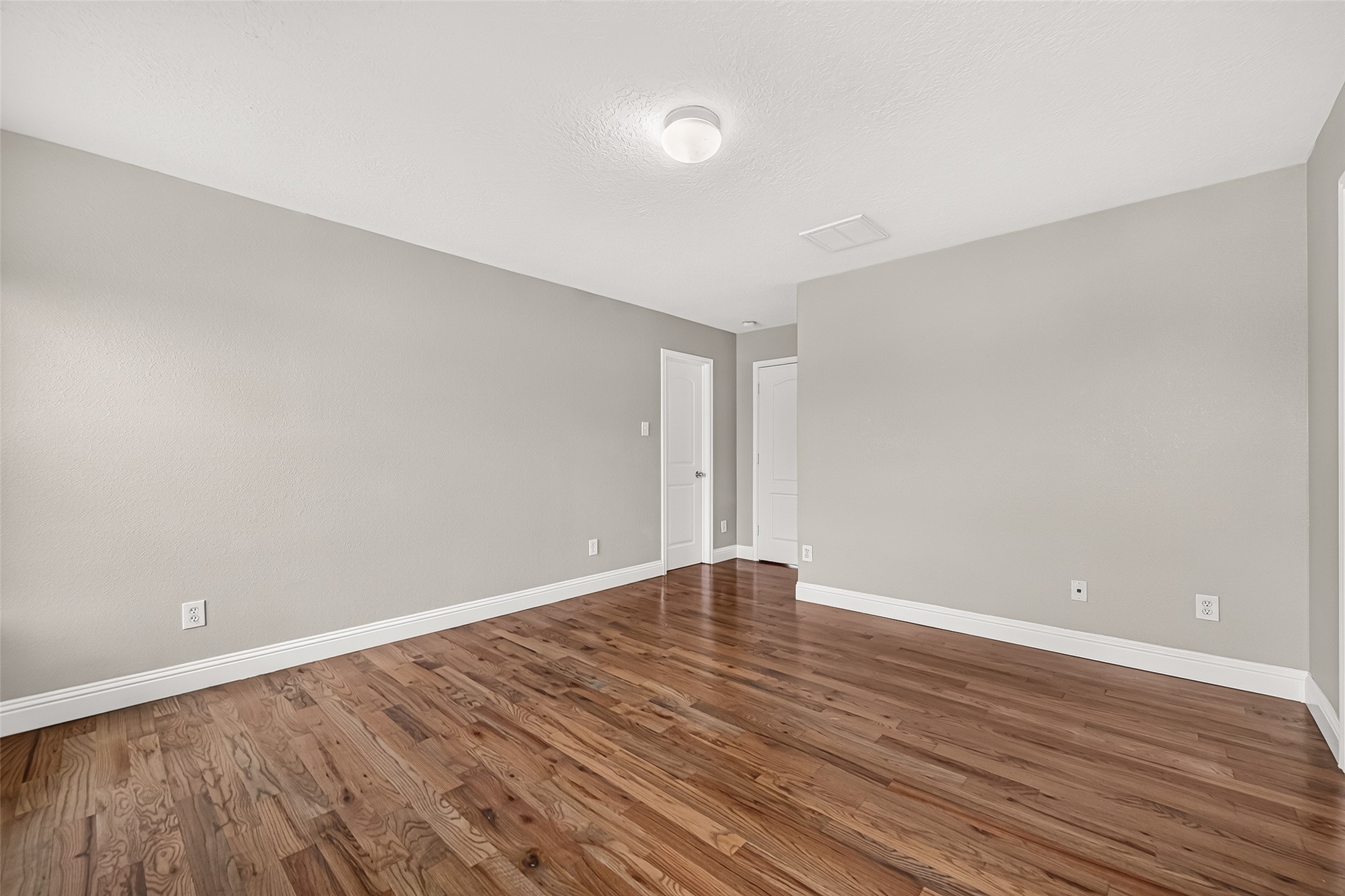 3519 Fuller Bluff Drive Property Photo 16