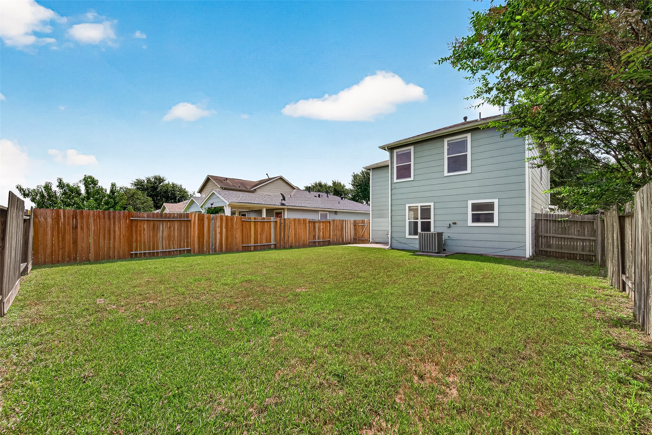 3519 Fuller Bluff Drive Property Photo 31