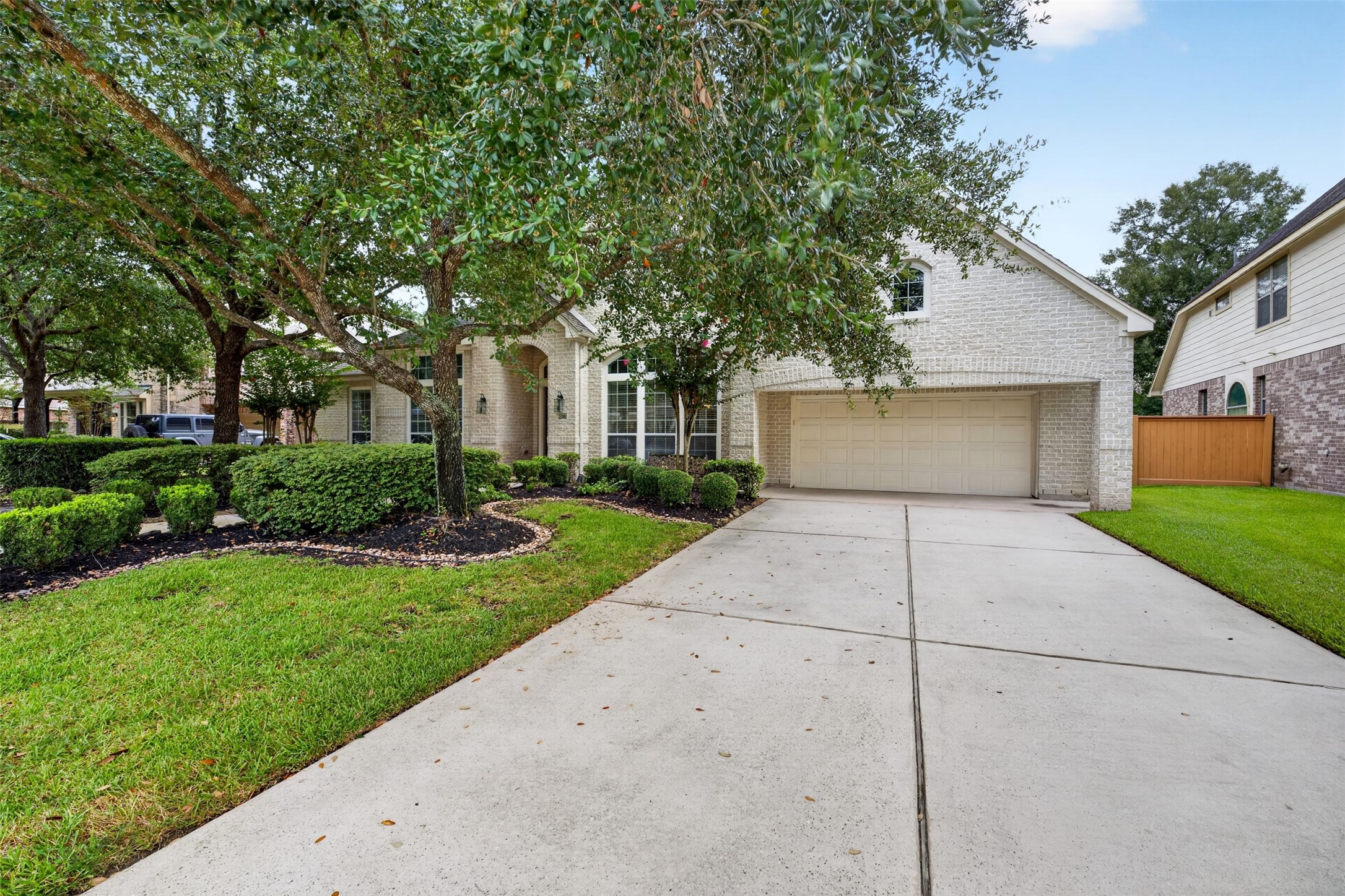 2318 Spring Lake Park Lane Property Photo 5