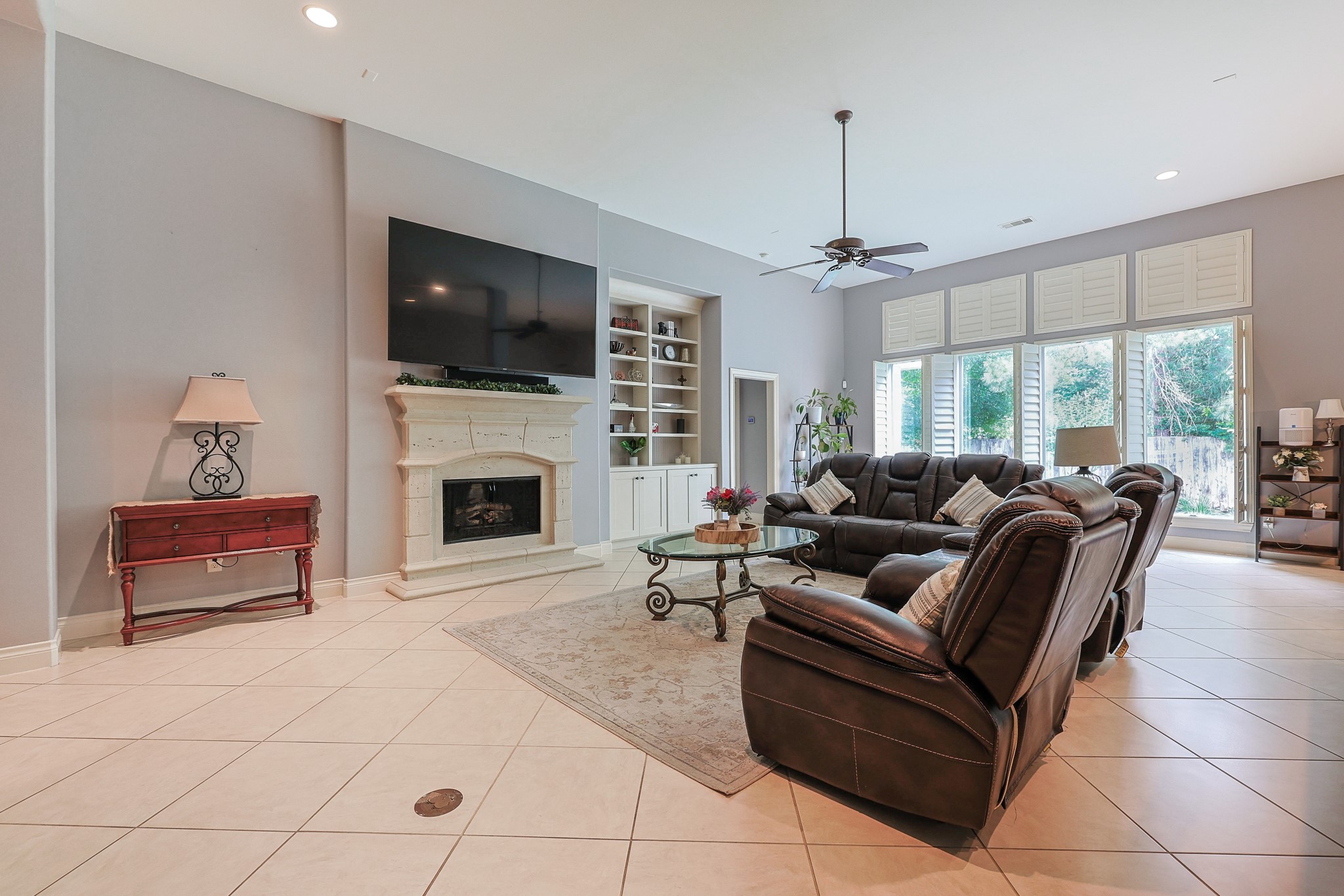 2318 Spring Lake Park Lane Property Photo 8