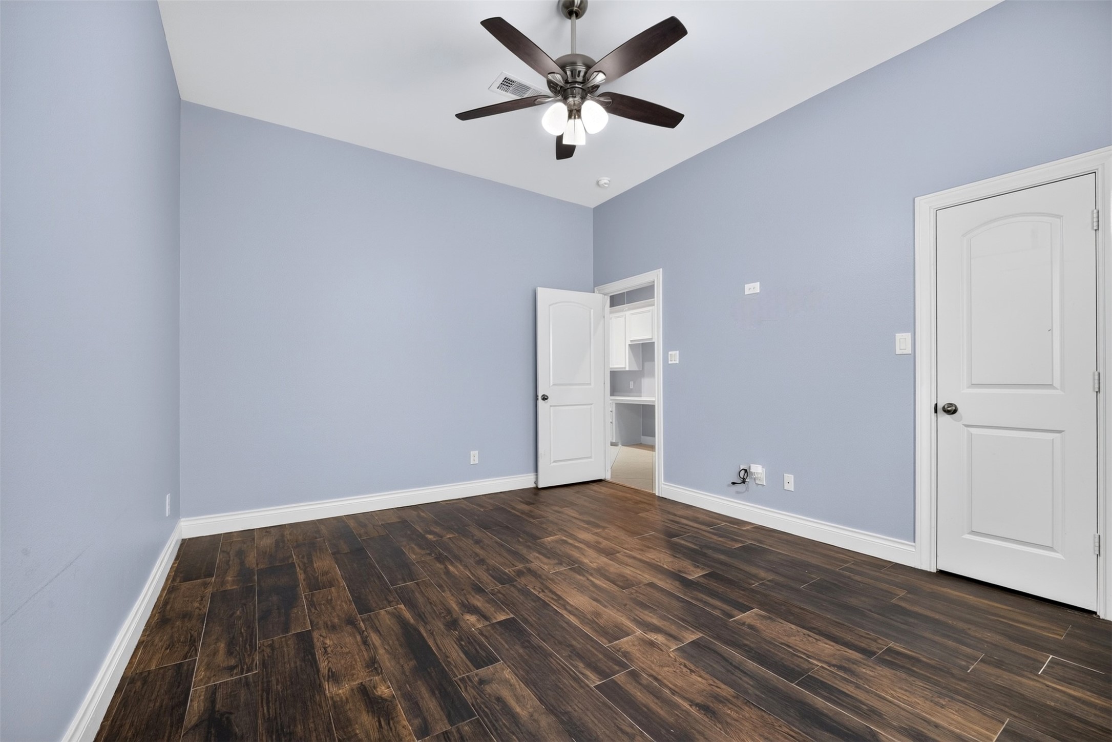 2318 Spring Lake Park Lane Property Photo 16