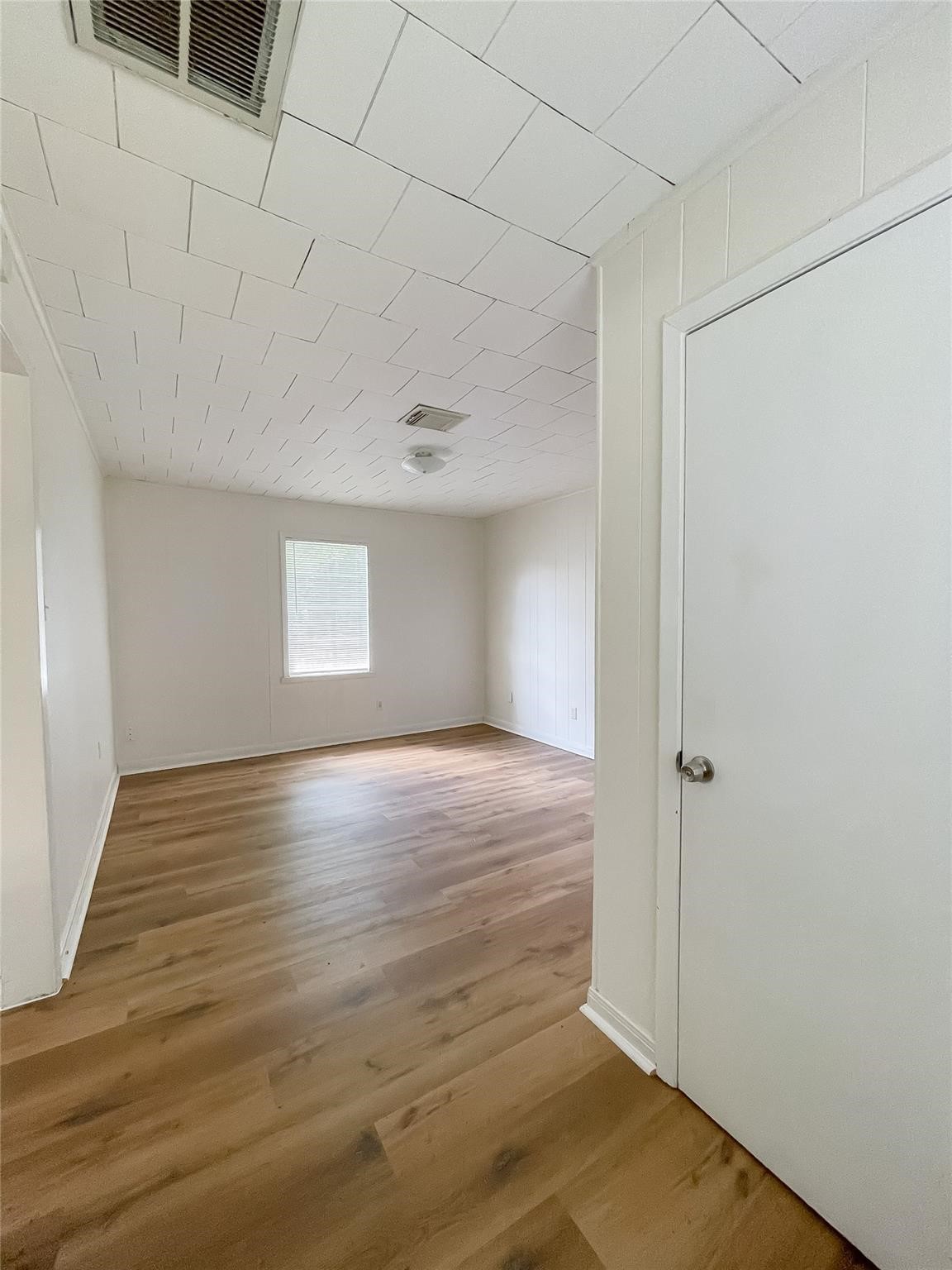 1241 Chevy Chase Drive Property Photo 12