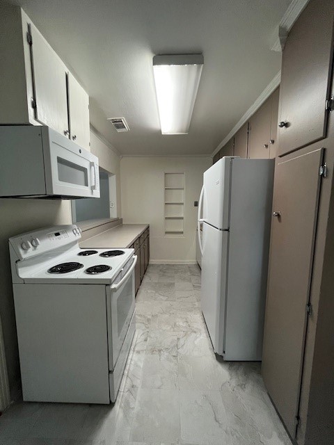 1241 Chevy Chase Drive Property Photo 16
