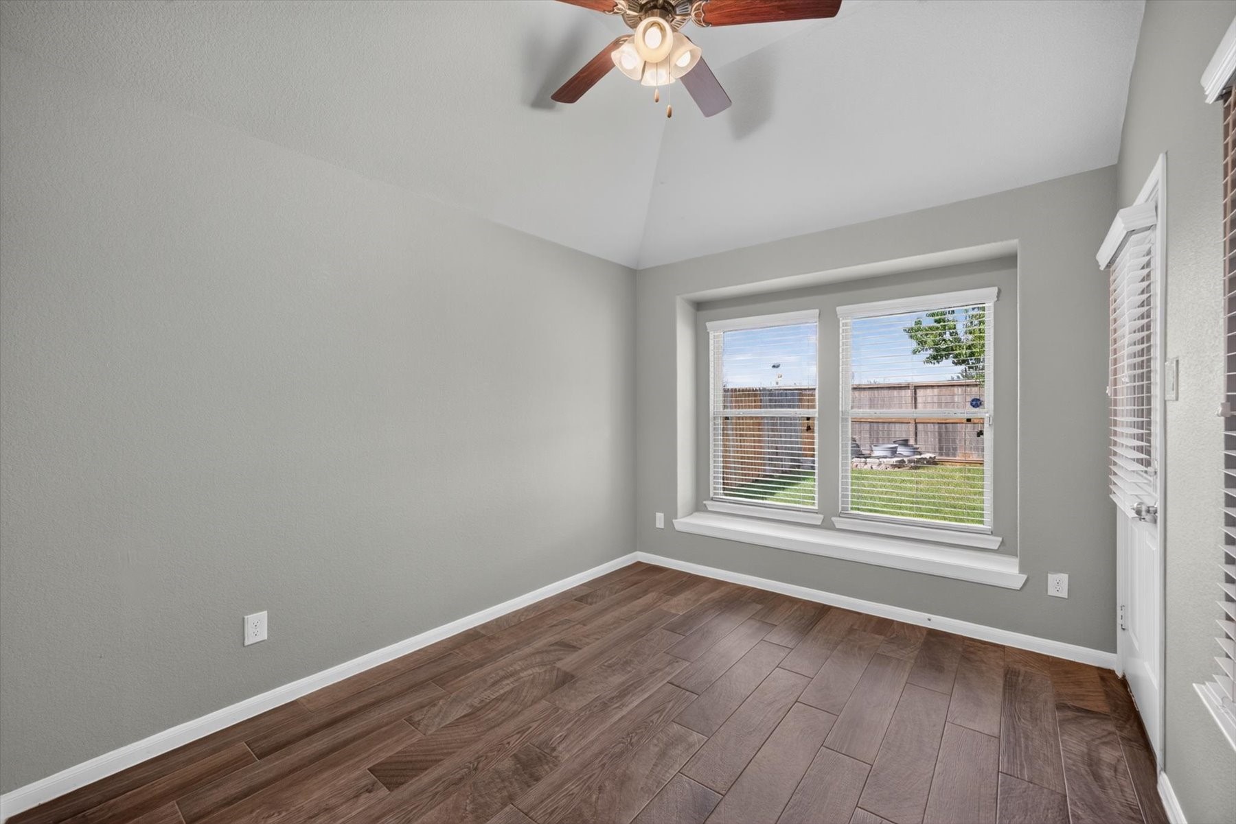 7311 Cypress Pin Oak Drive Property Photo 14