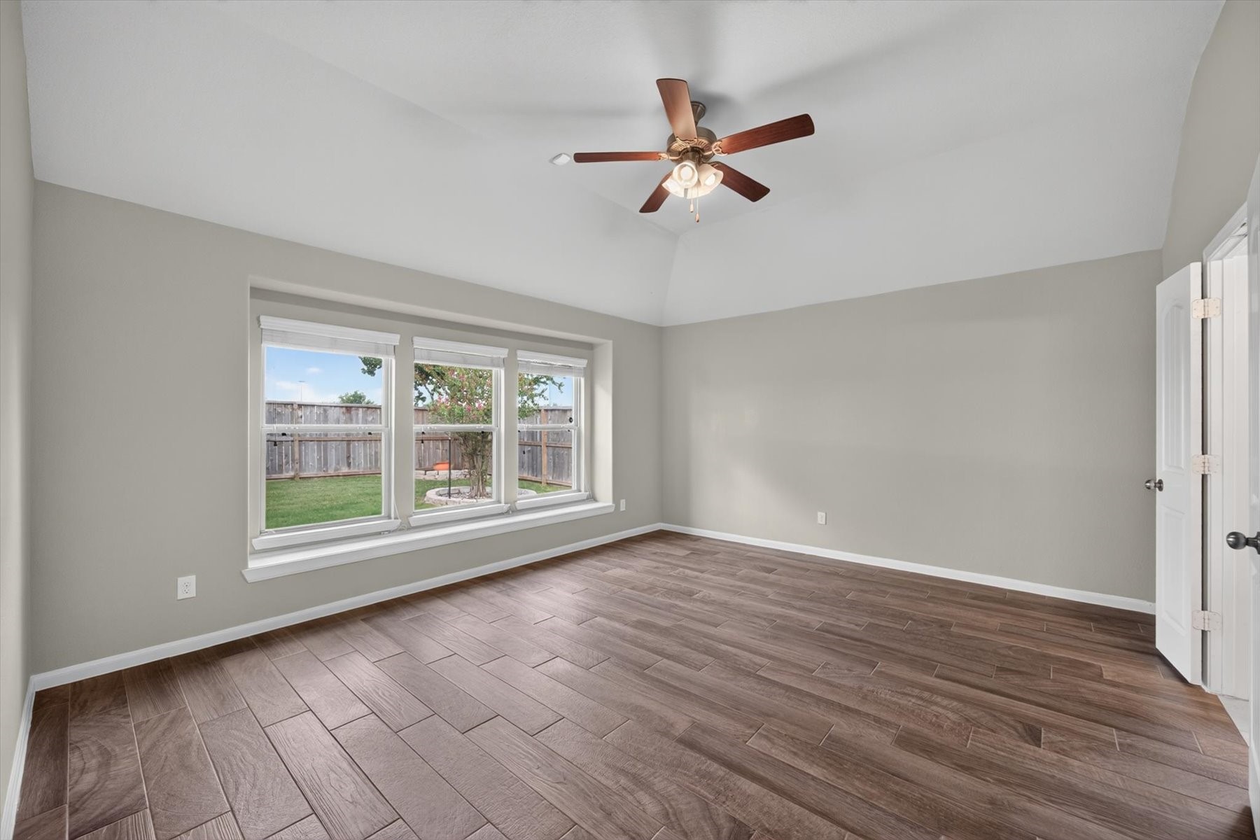 7311 Cypress Pin Oak Drive Property Photo 16