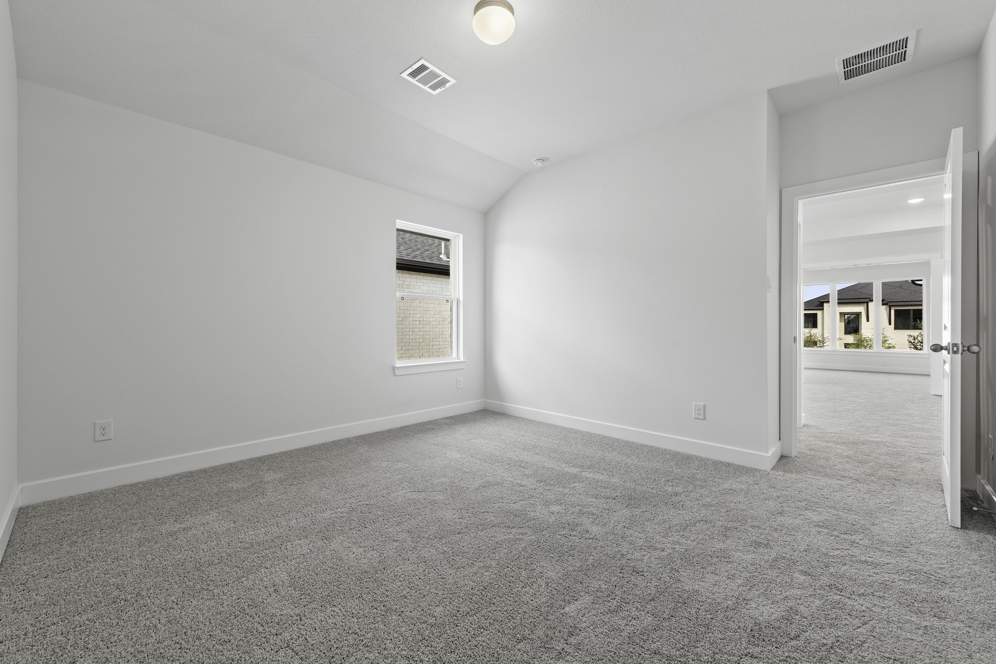 476 Sprigtail Drive Property Photo 29
