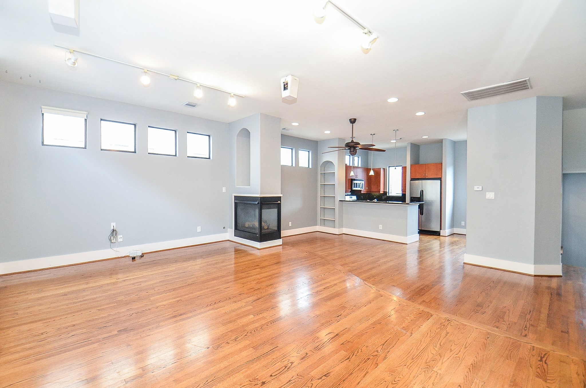 408 Parker Street Property Photo 14