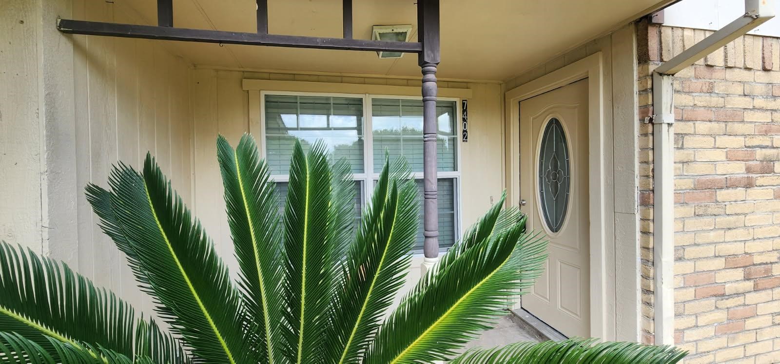 7402 Alegria Drive Property Photo 4