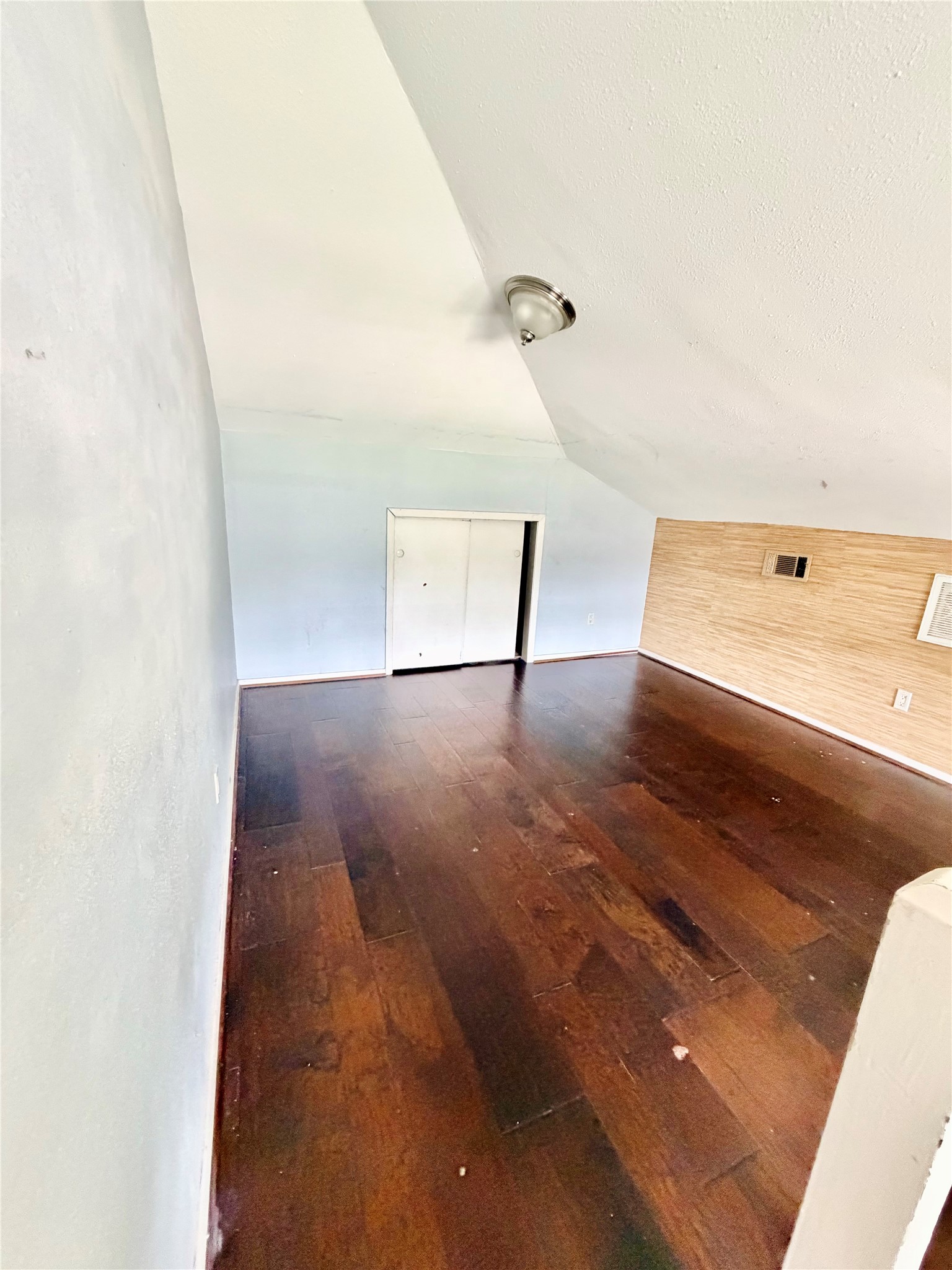 7402 Alegria Drive Property Photo 14