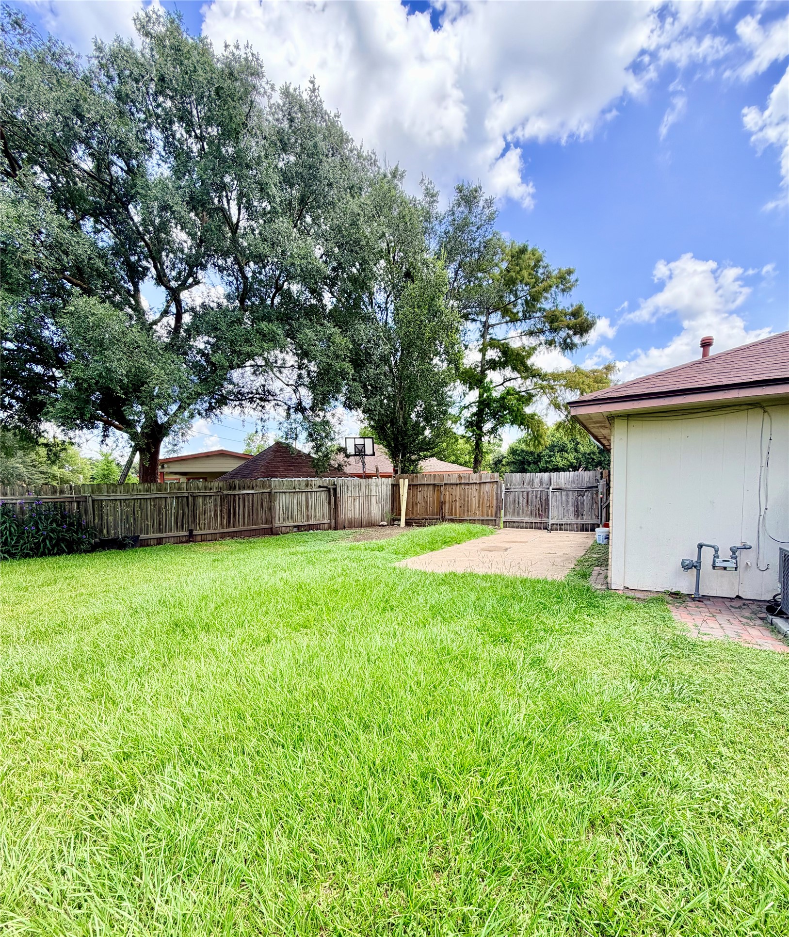 7402 Alegria Drive Property Photo 24