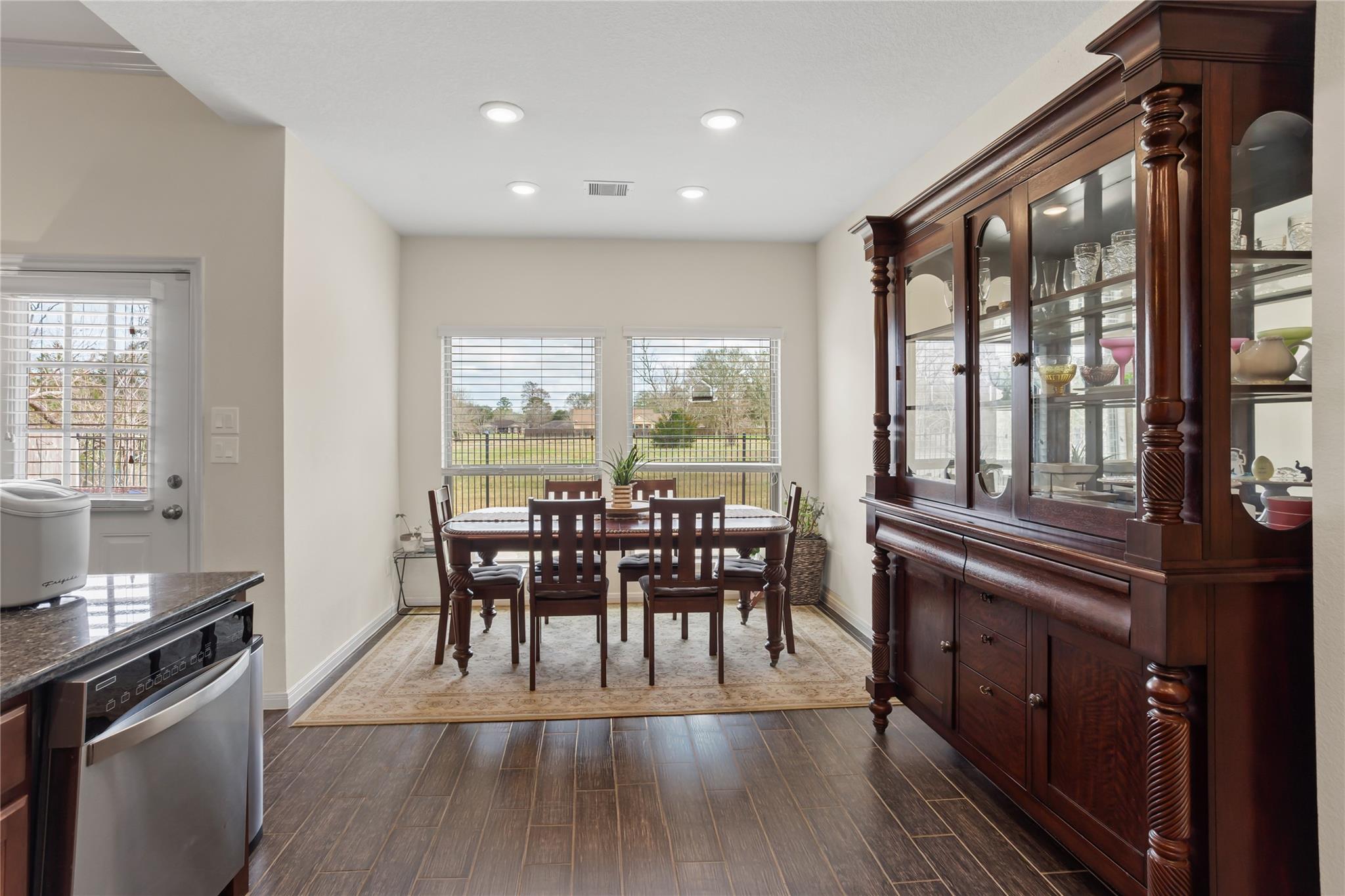1995 Brentwood Drive, Alvin Tx 77511 Property Photo 12