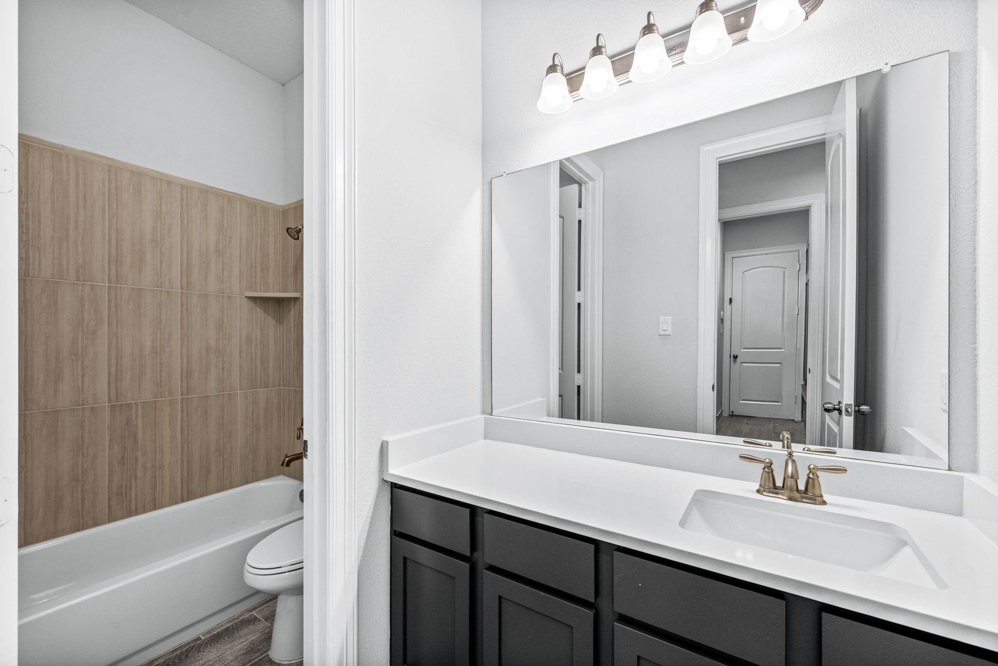 2307 Jitterbug Lane Property Photo 39