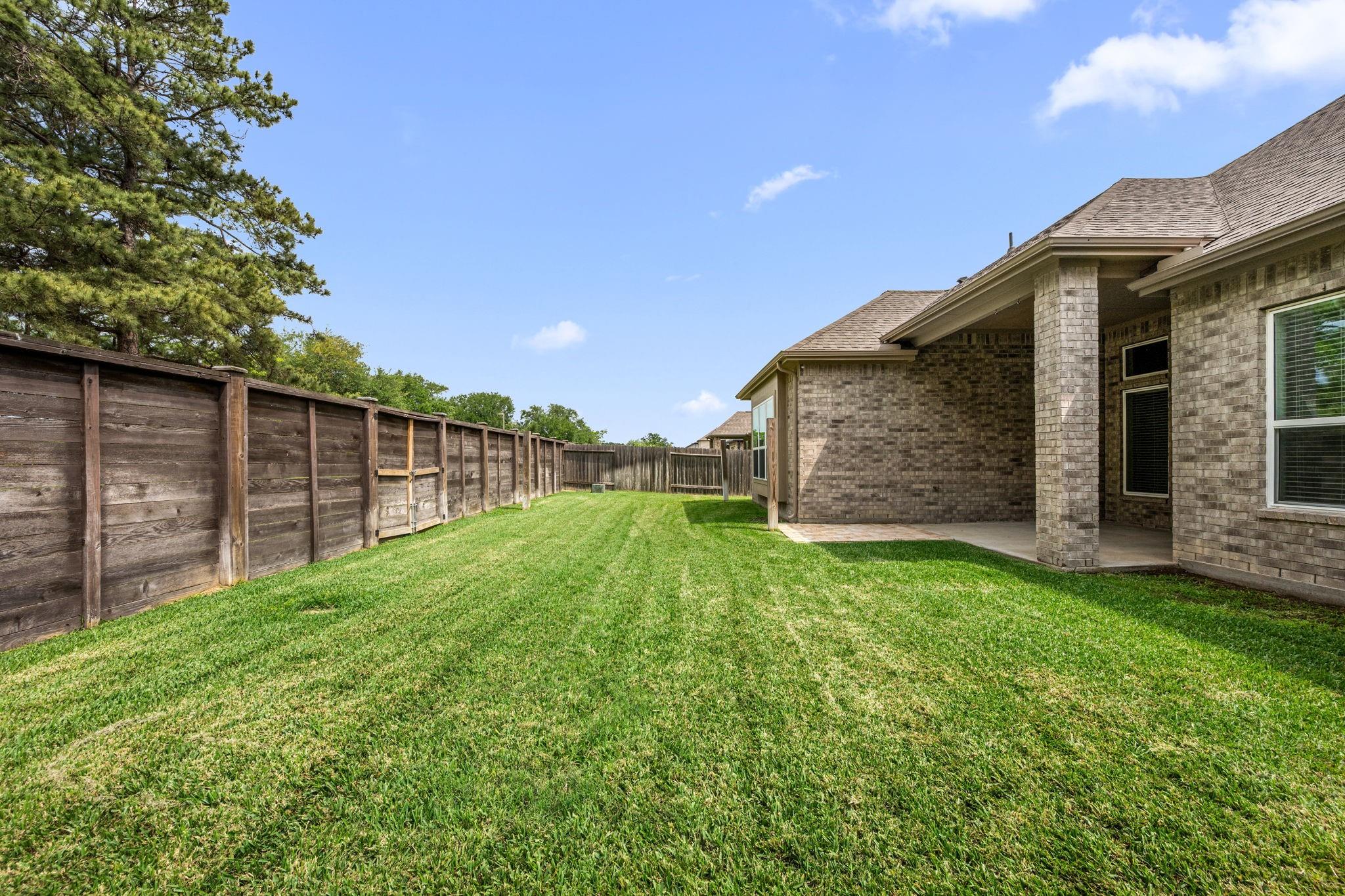 2307 Jitterbug Lane Property Photo 43