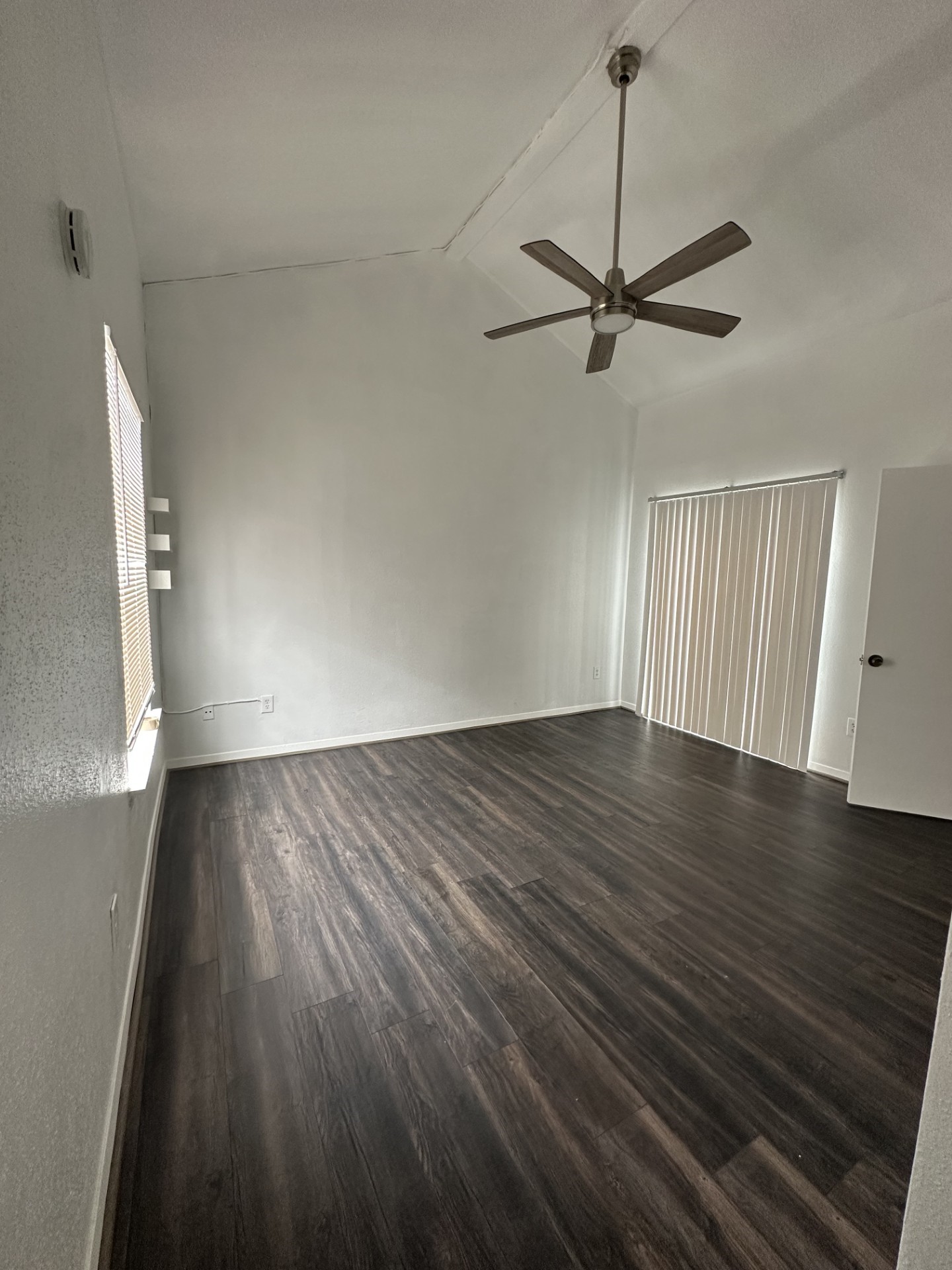 9809 Richmond Avenue E7 Property Photo 4