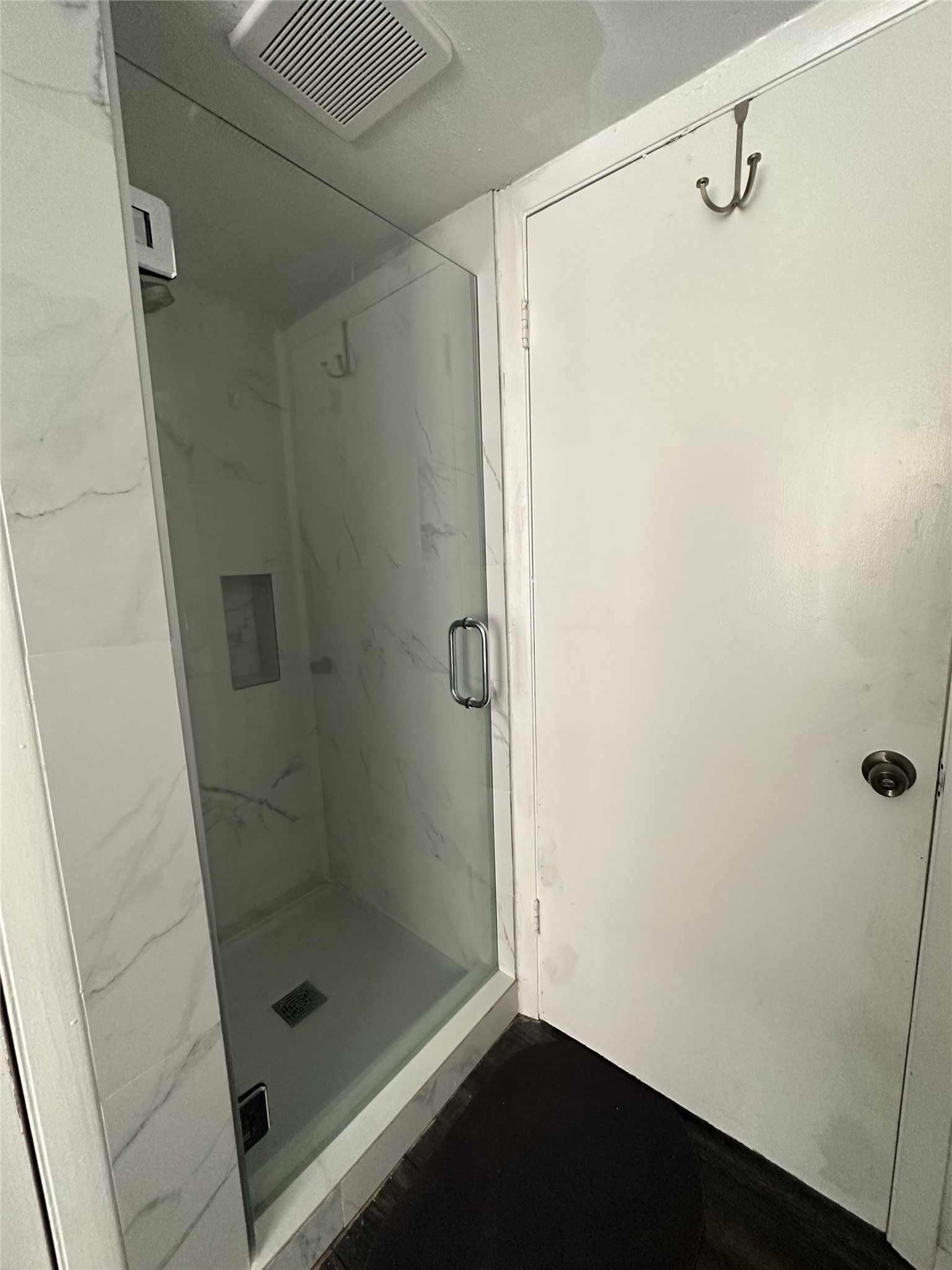 9809 Richmond Avenue E7 Property Photo 6