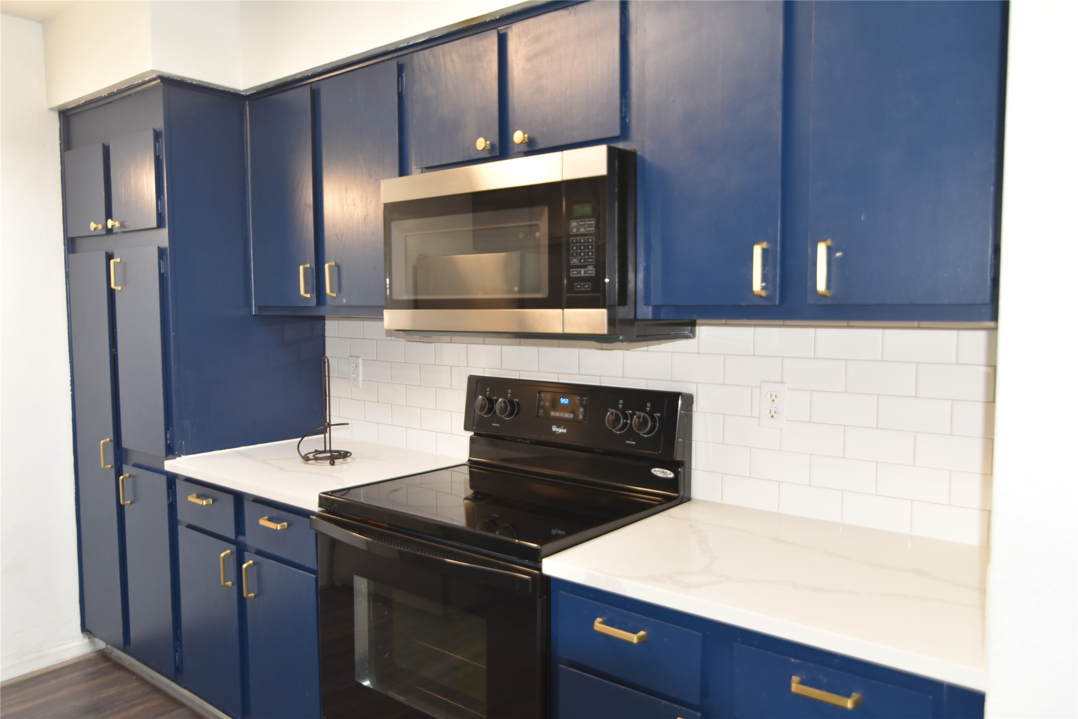 9809 Richmond Avenue E7 Property Photo 11