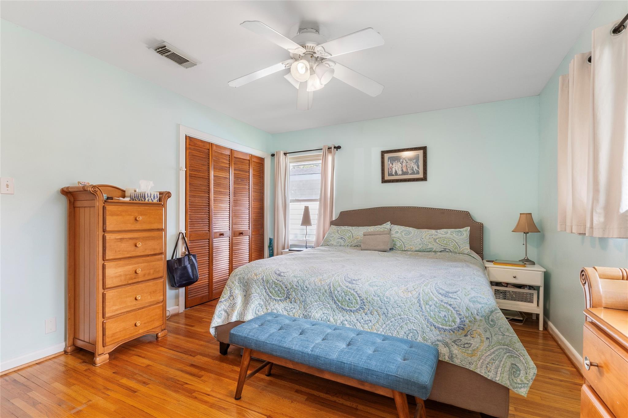 5438 Creekbend Drive, Houston Tx 77096 Property Photo 15