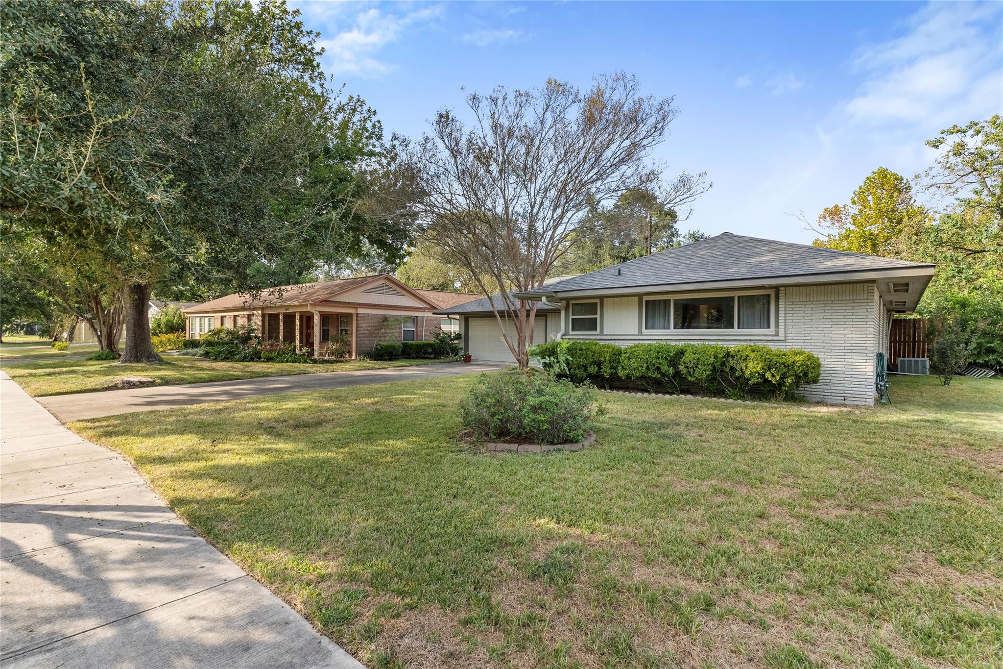 5438 Creekbend Drive, Houston Tx 77096 Property Photo 28