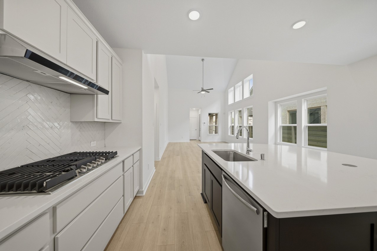 5417 Orangery Lane Property Photo 4