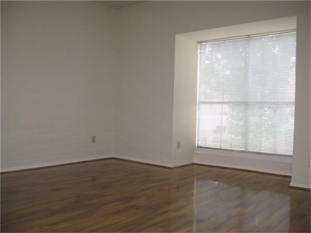 2100 Tanglewilde Street 680 Property Photo 7