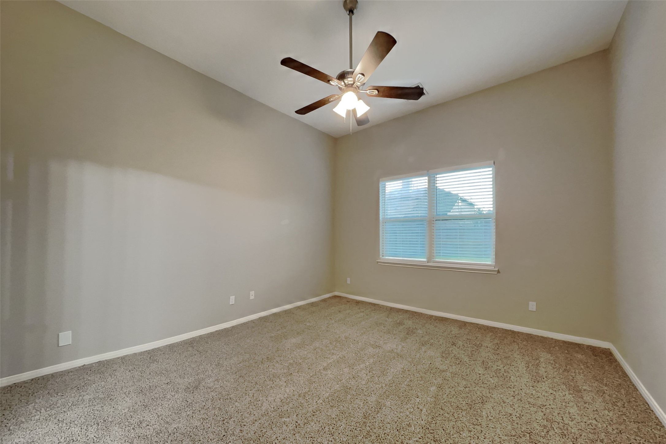 22575 Valley Canyon Lane Property Photo 6