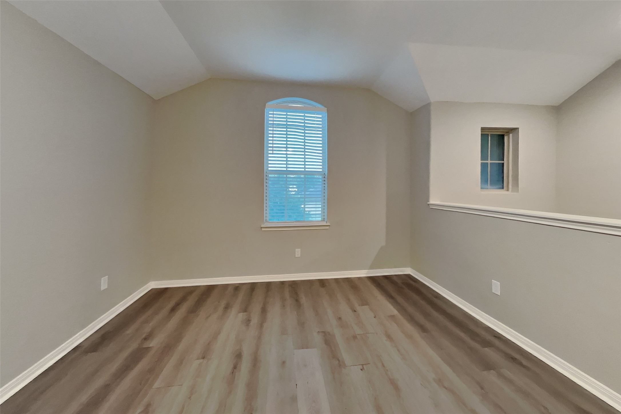 22575 Valley Canyon Lane Property Photo 16