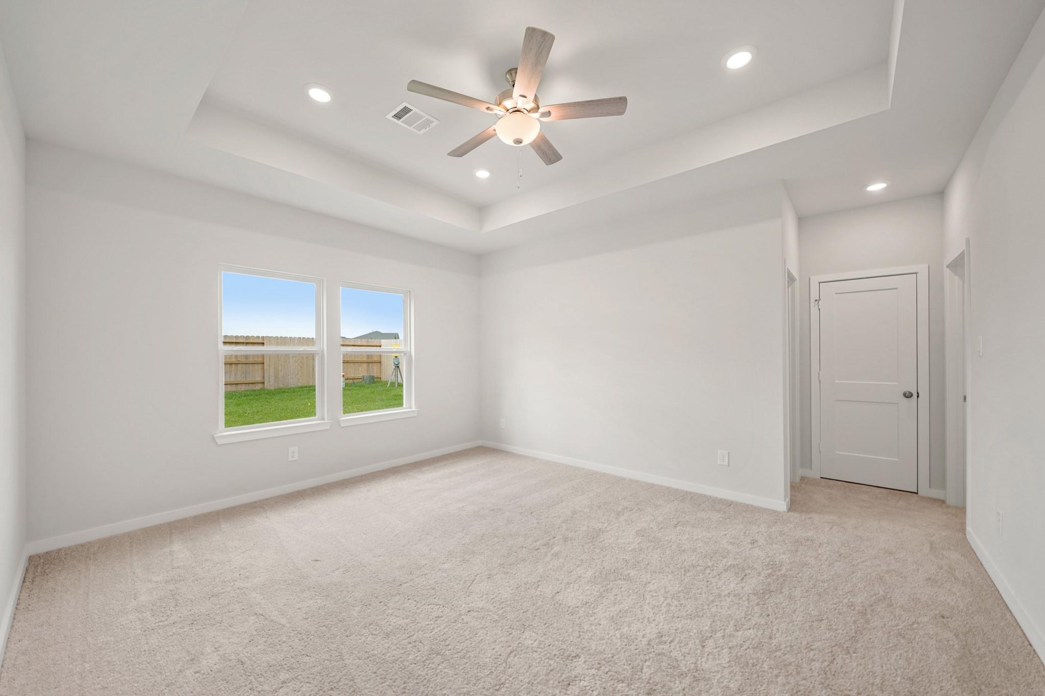 126 Water Grass Trail, Clute Tx 77531 Property Photo 11