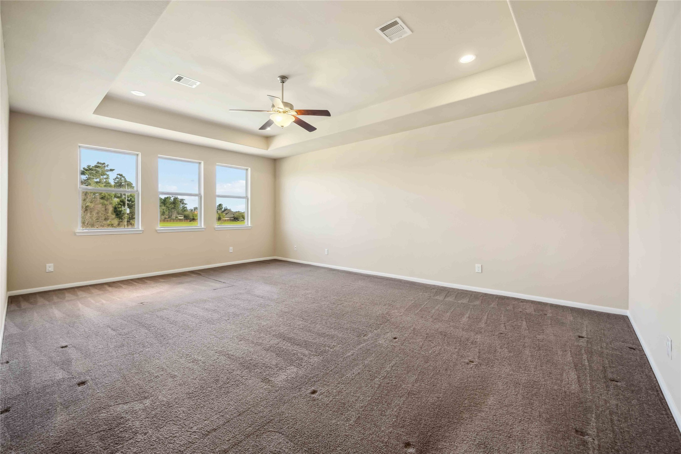 25034 Jennifer Heights Court Property Photo 27
