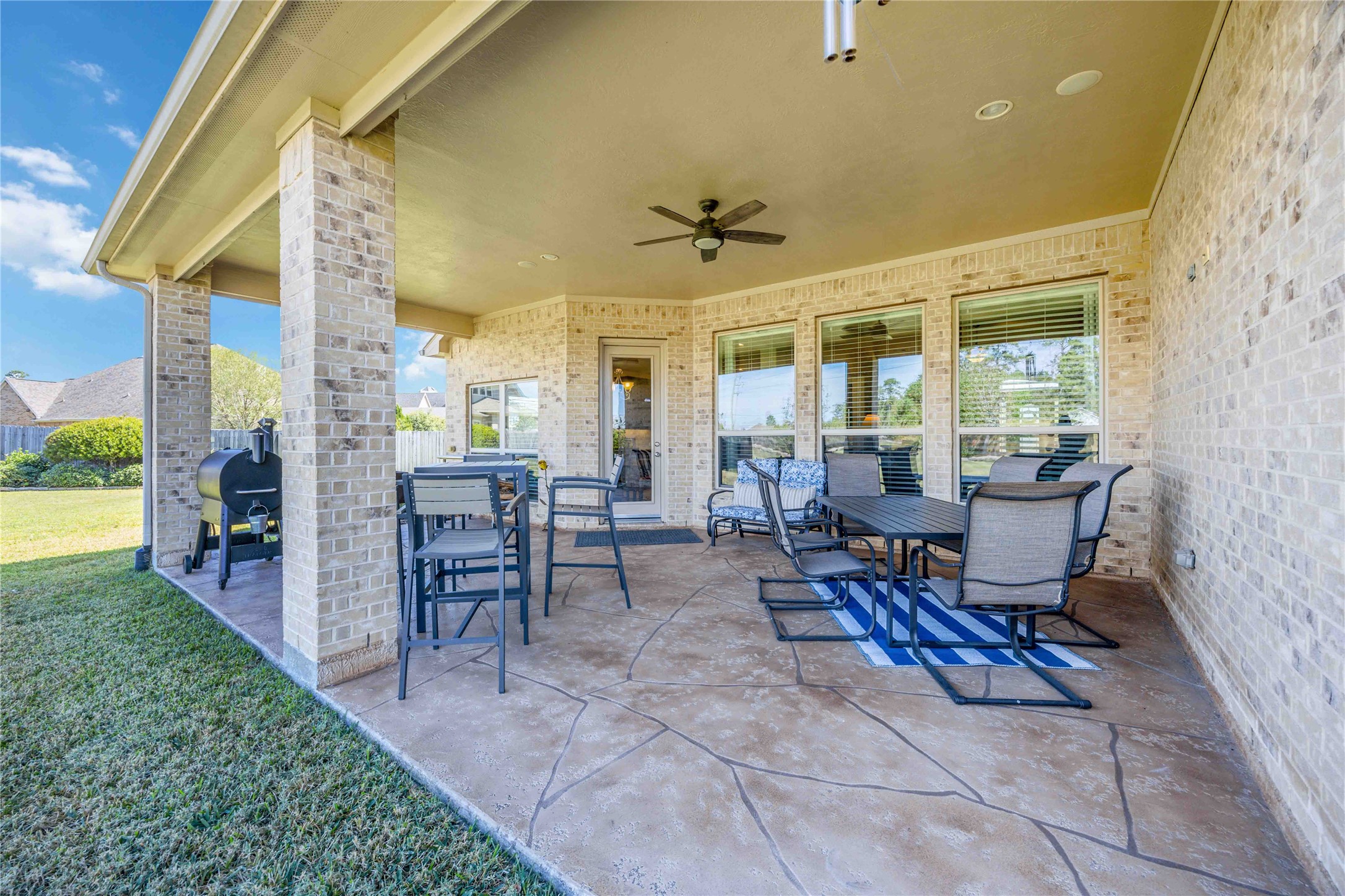 25034 Jennifer Heights Court Property Photo 34