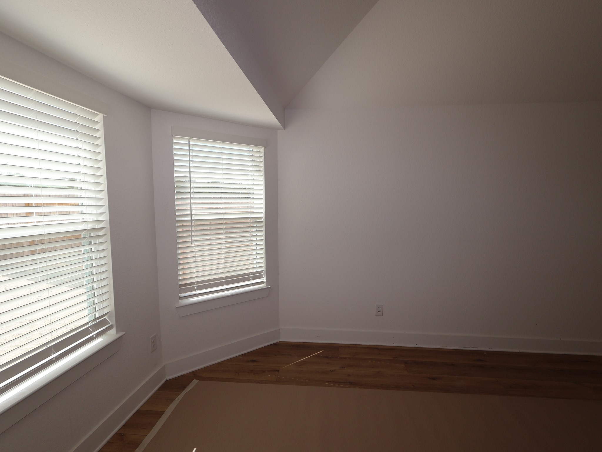 1904 Sleeping Hills Drive Property Photo 9