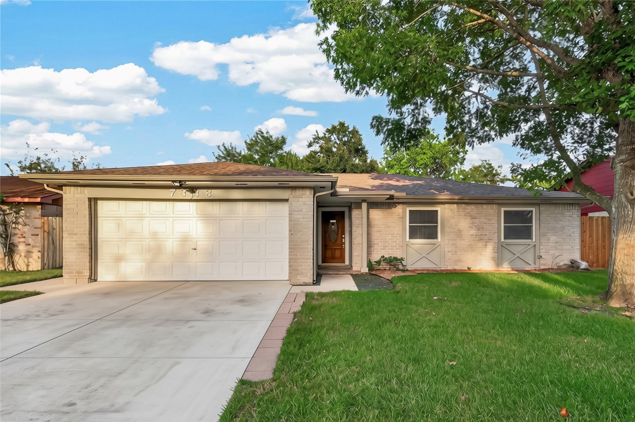7338 Cornwall Bridge Lane Property Photo 1