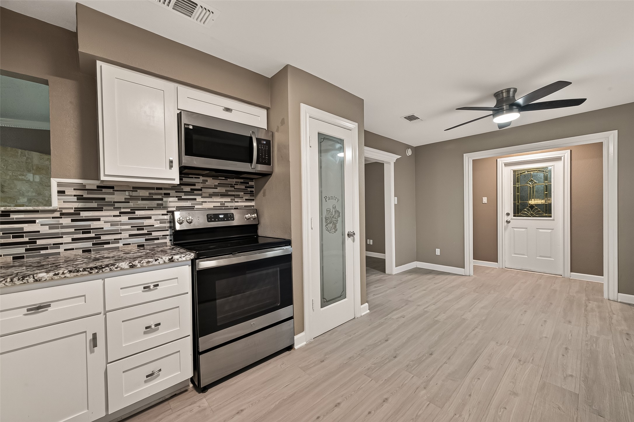 7338 Cornwall Bridge Lane Property Photo 18