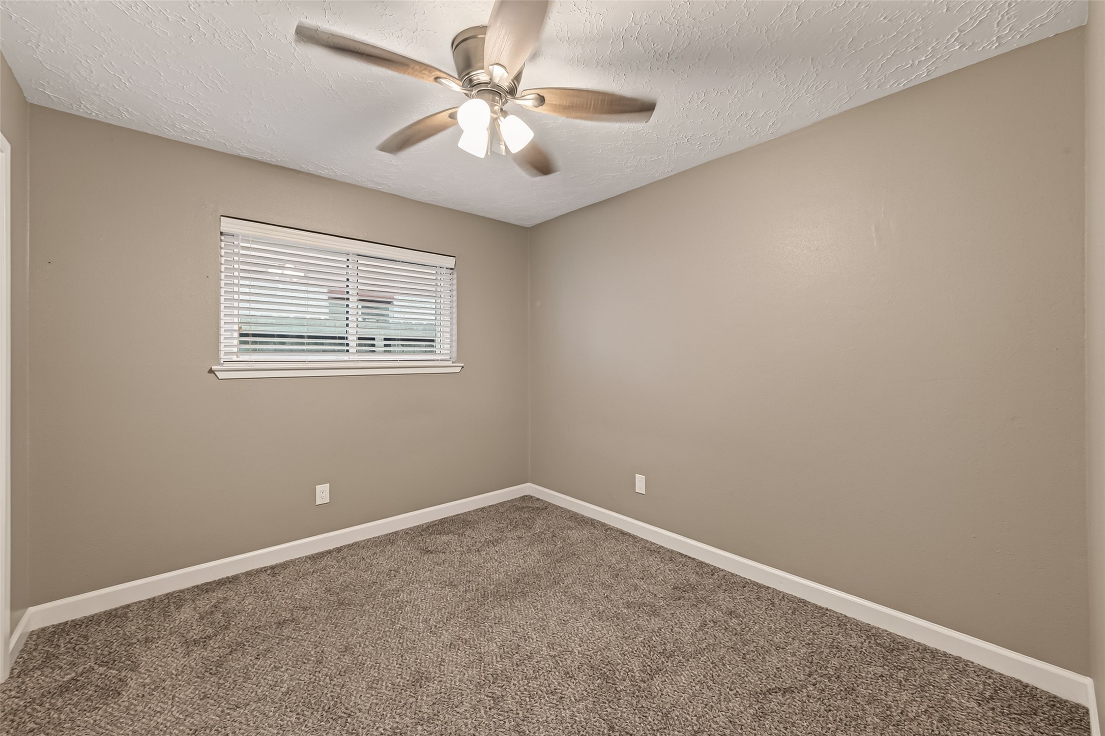 7338 Cornwall Bridge Lane Property Photo 21