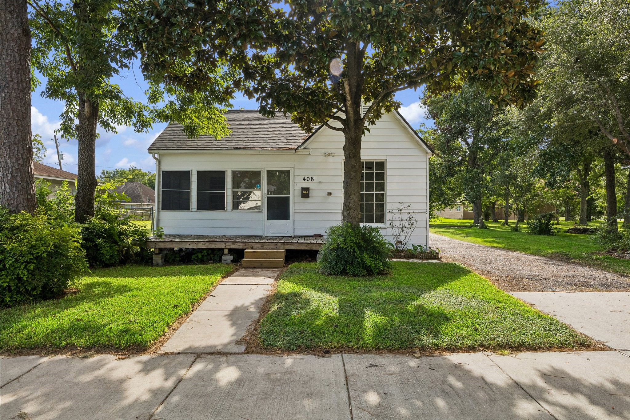 408 S 4th Street Property Photo 1