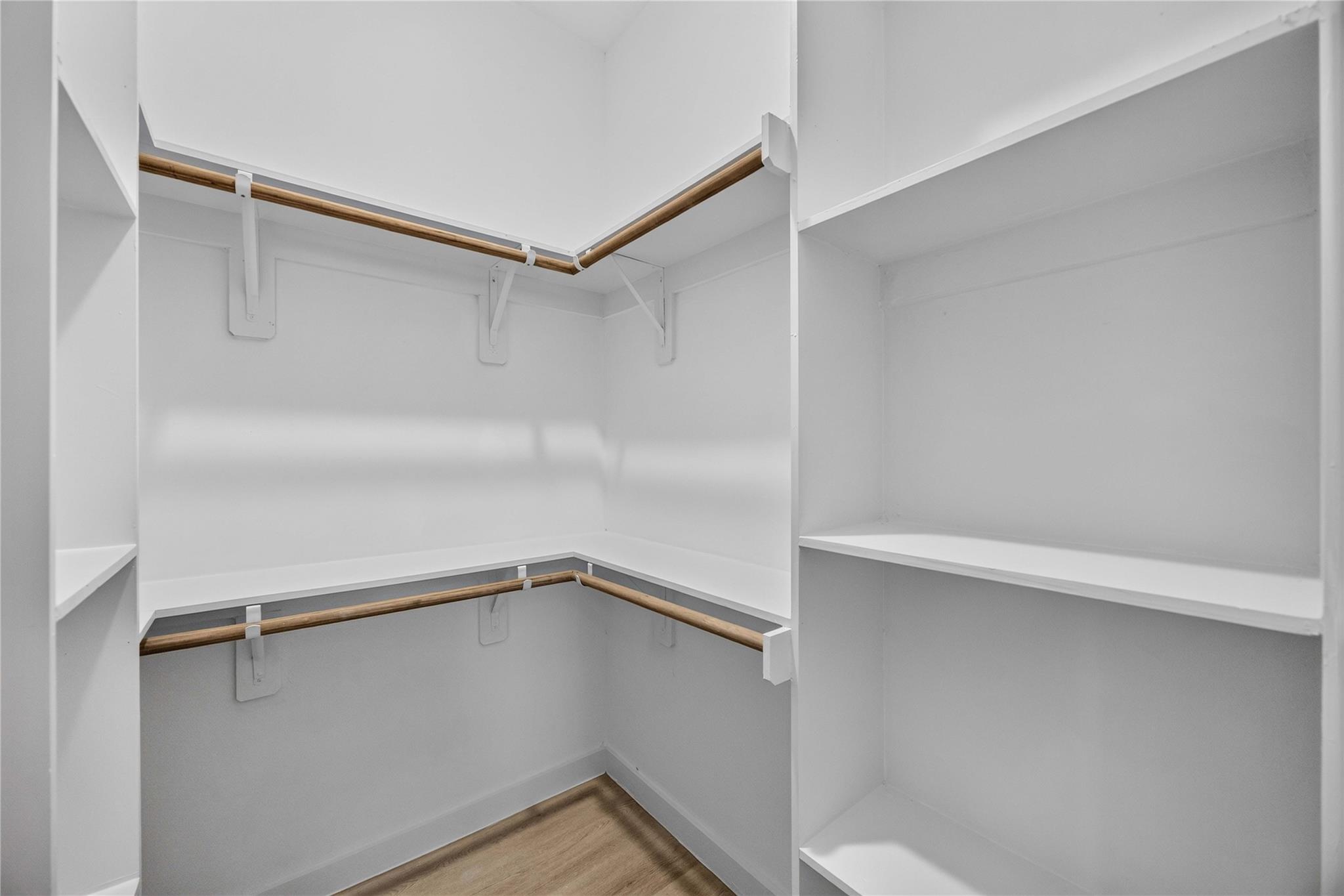 8210 Sterlingshire Street, Houston Tx 77078 Property Photo 14