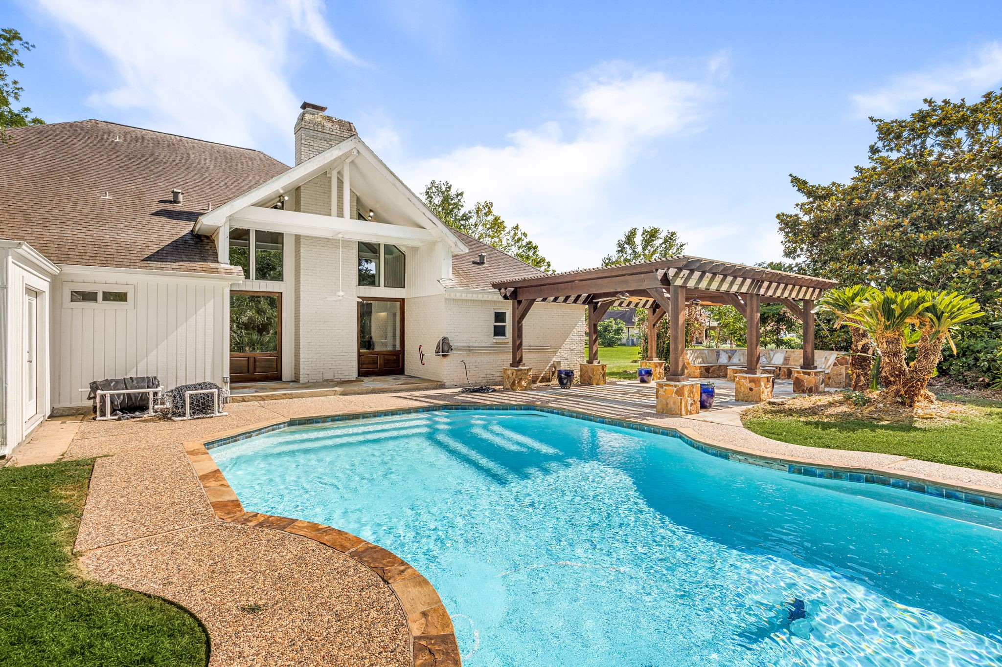 215 Caleta Circle Property Photo 3