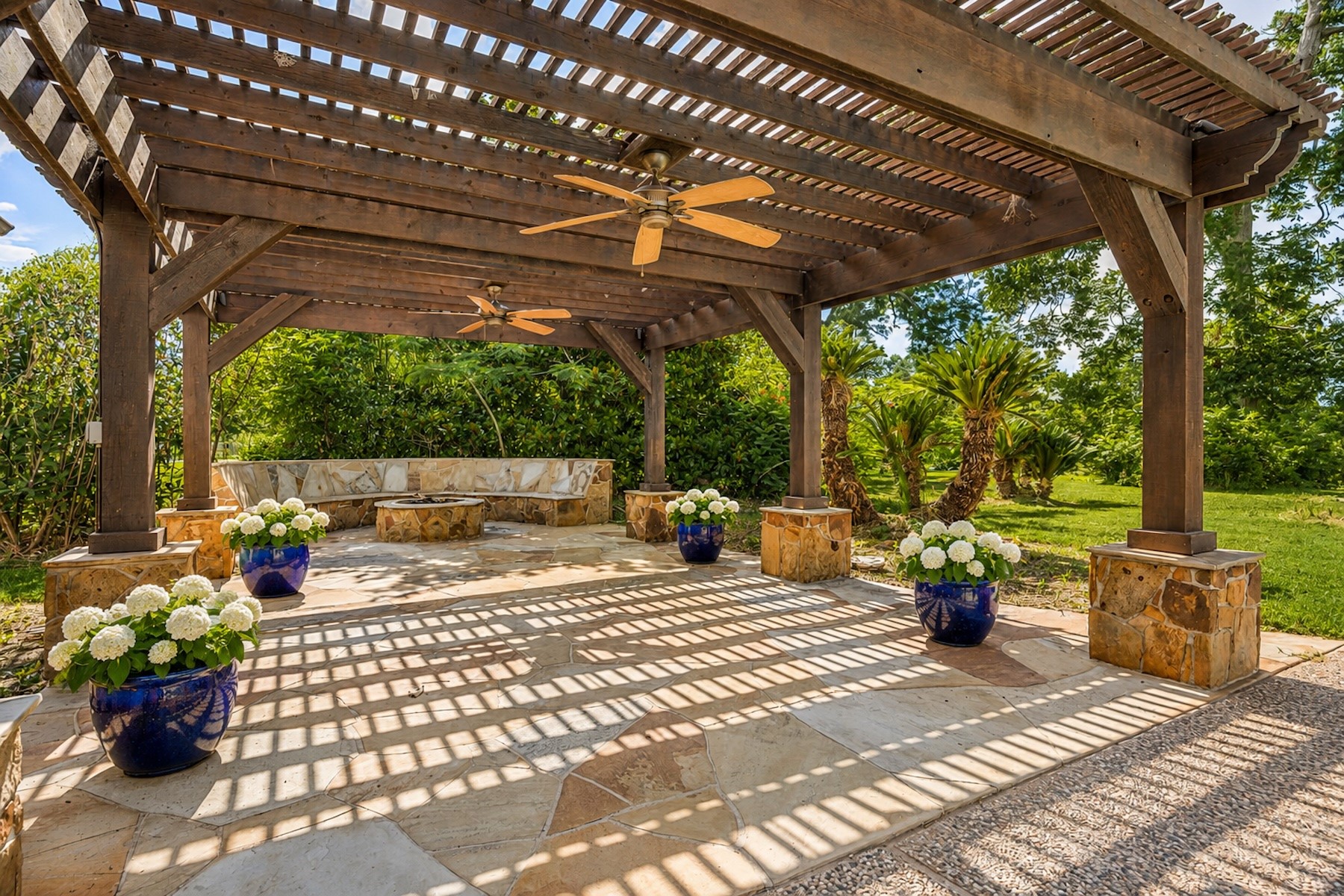 215 Caleta Circle Property Photo 36