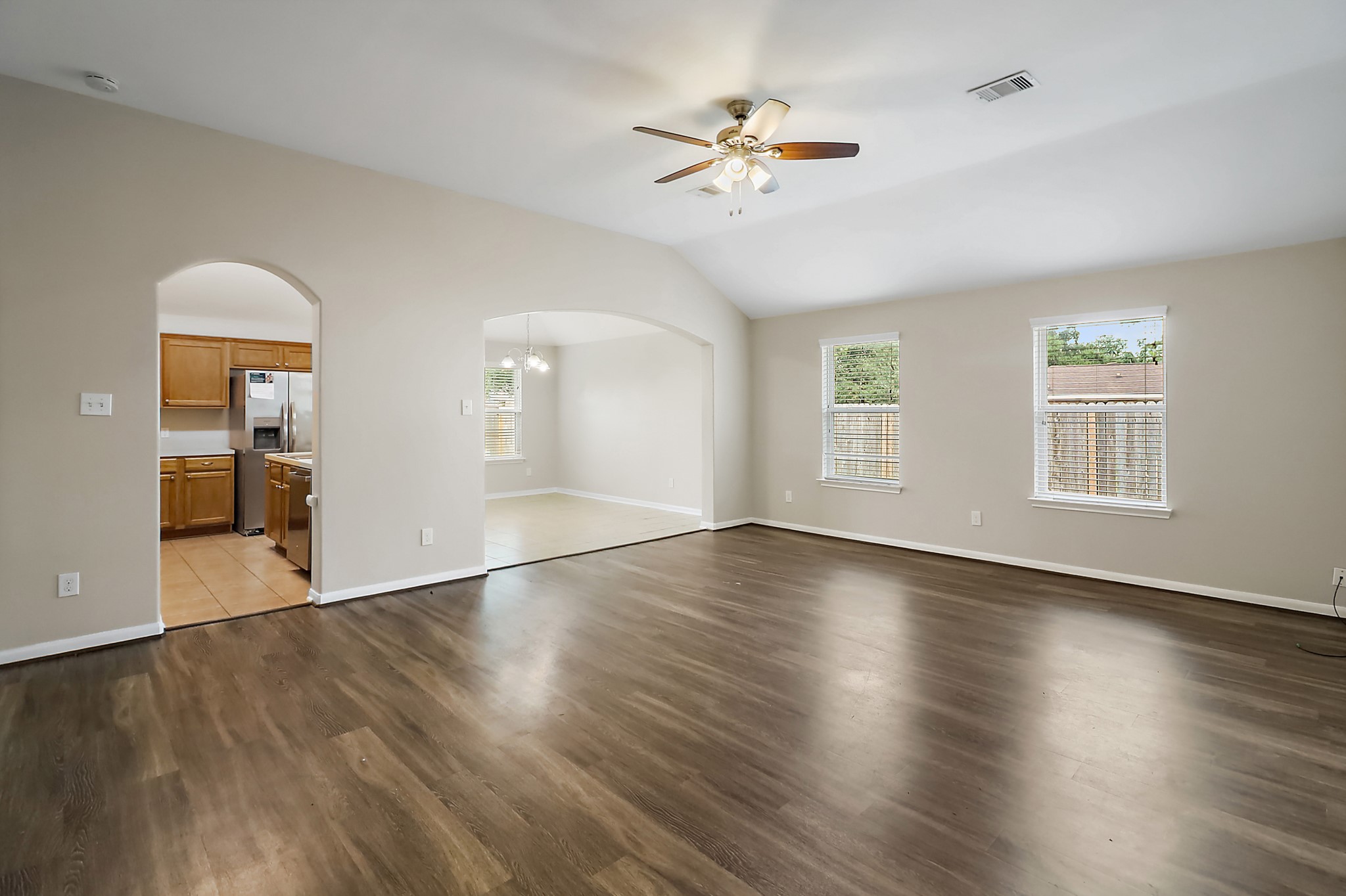 17123 Broken Back Drive Property Photo 3