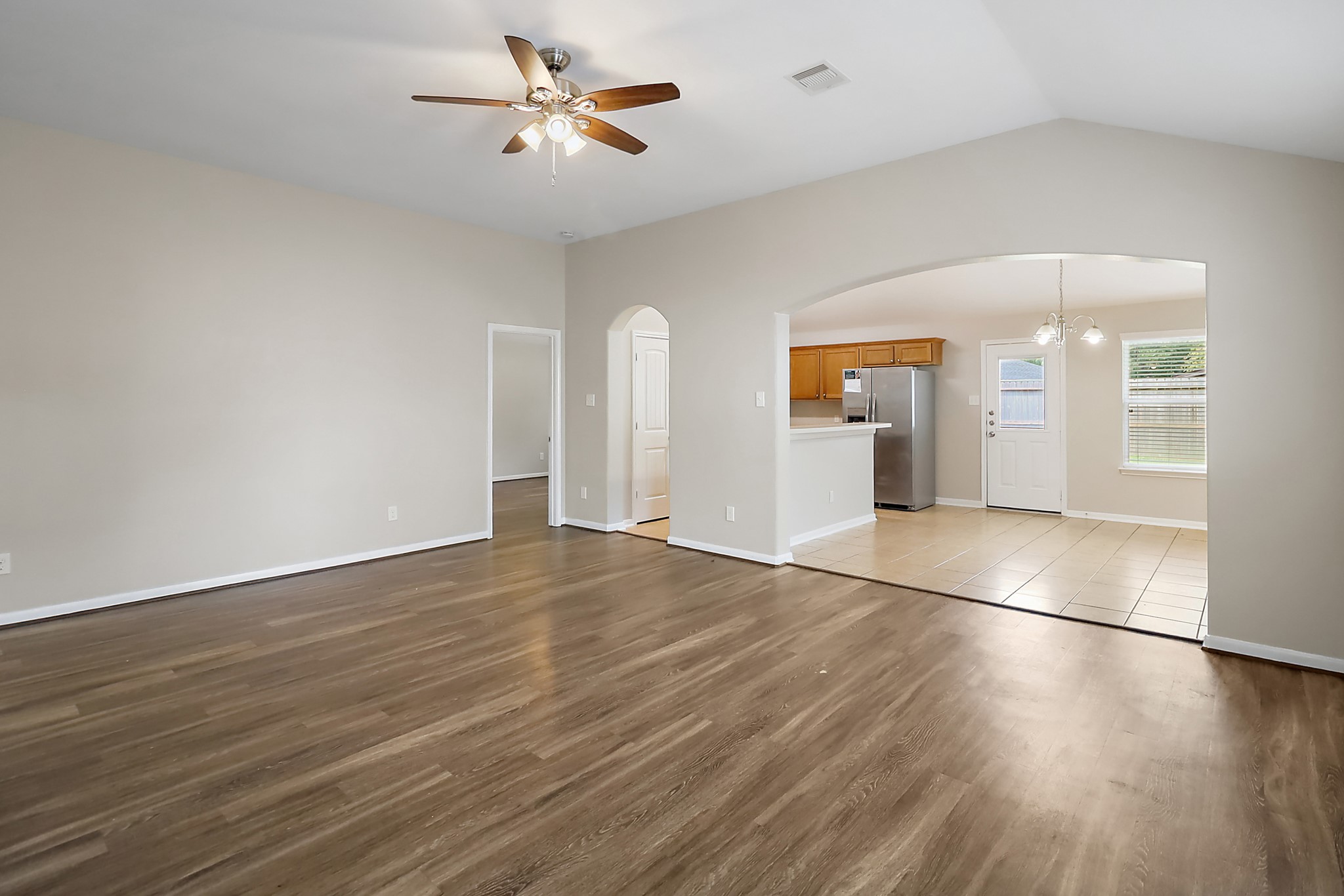 17123 Broken Back Drive Property Photo 4