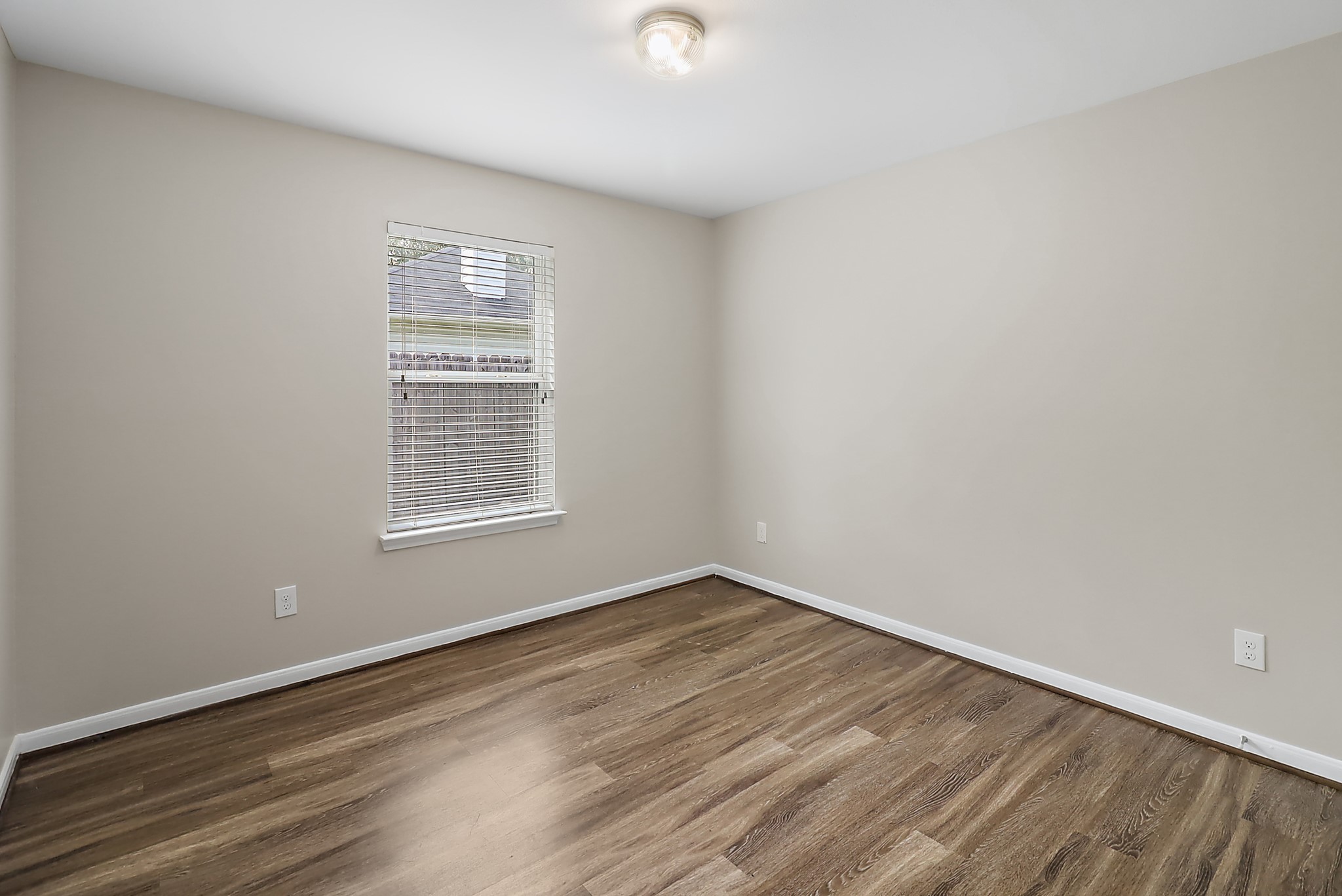17123 Broken Back Drive Property Photo 13